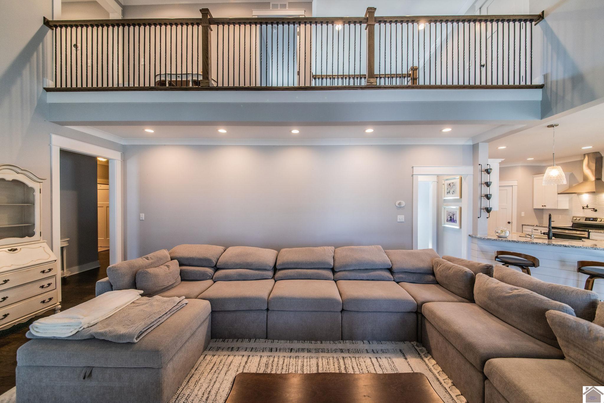 155 Christin Cove