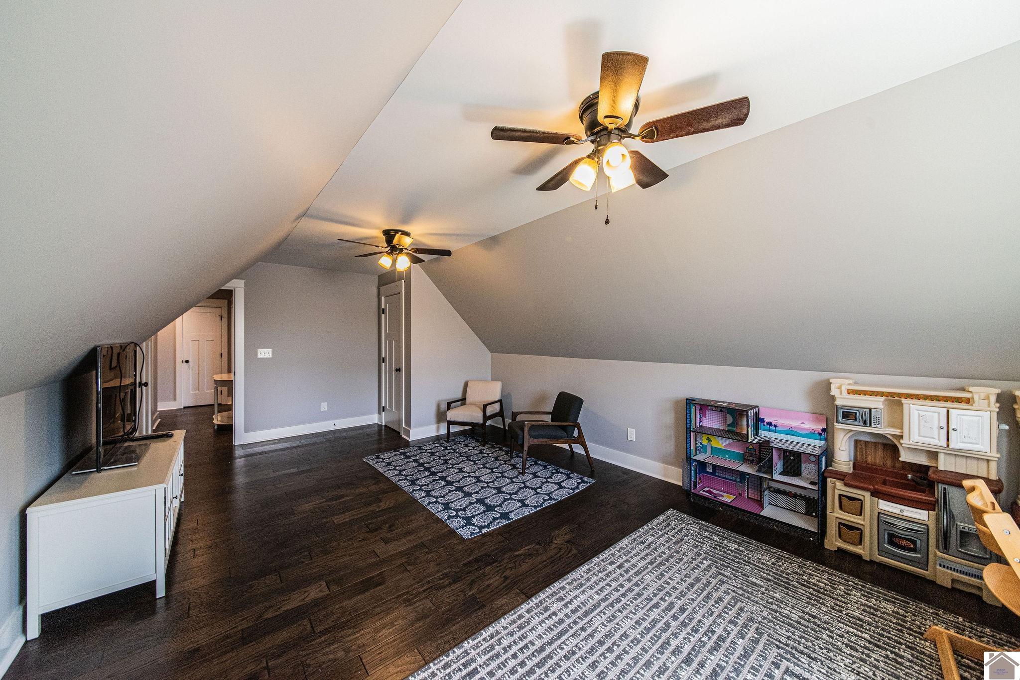 155 Christin Cove