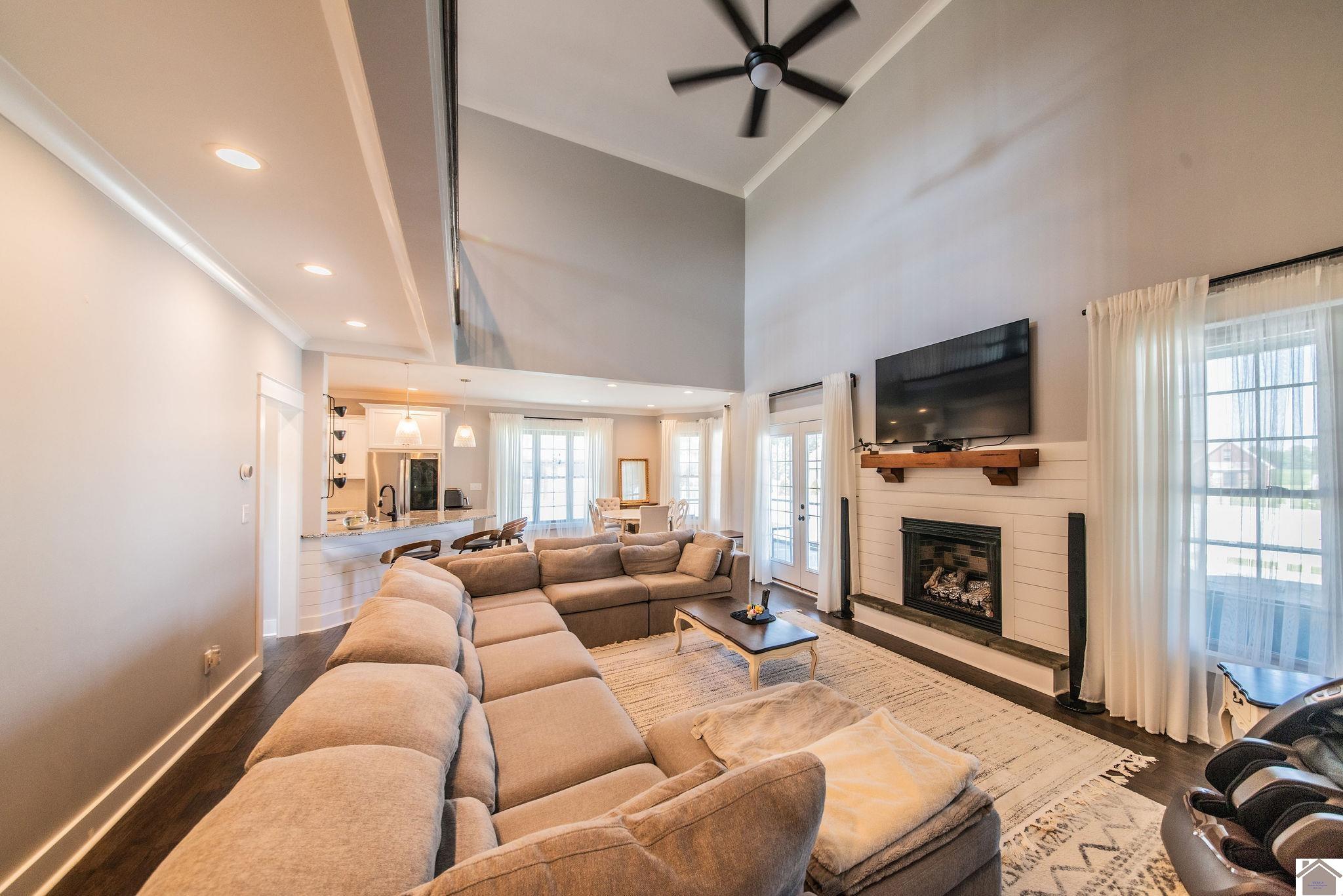 155 Christin Cove