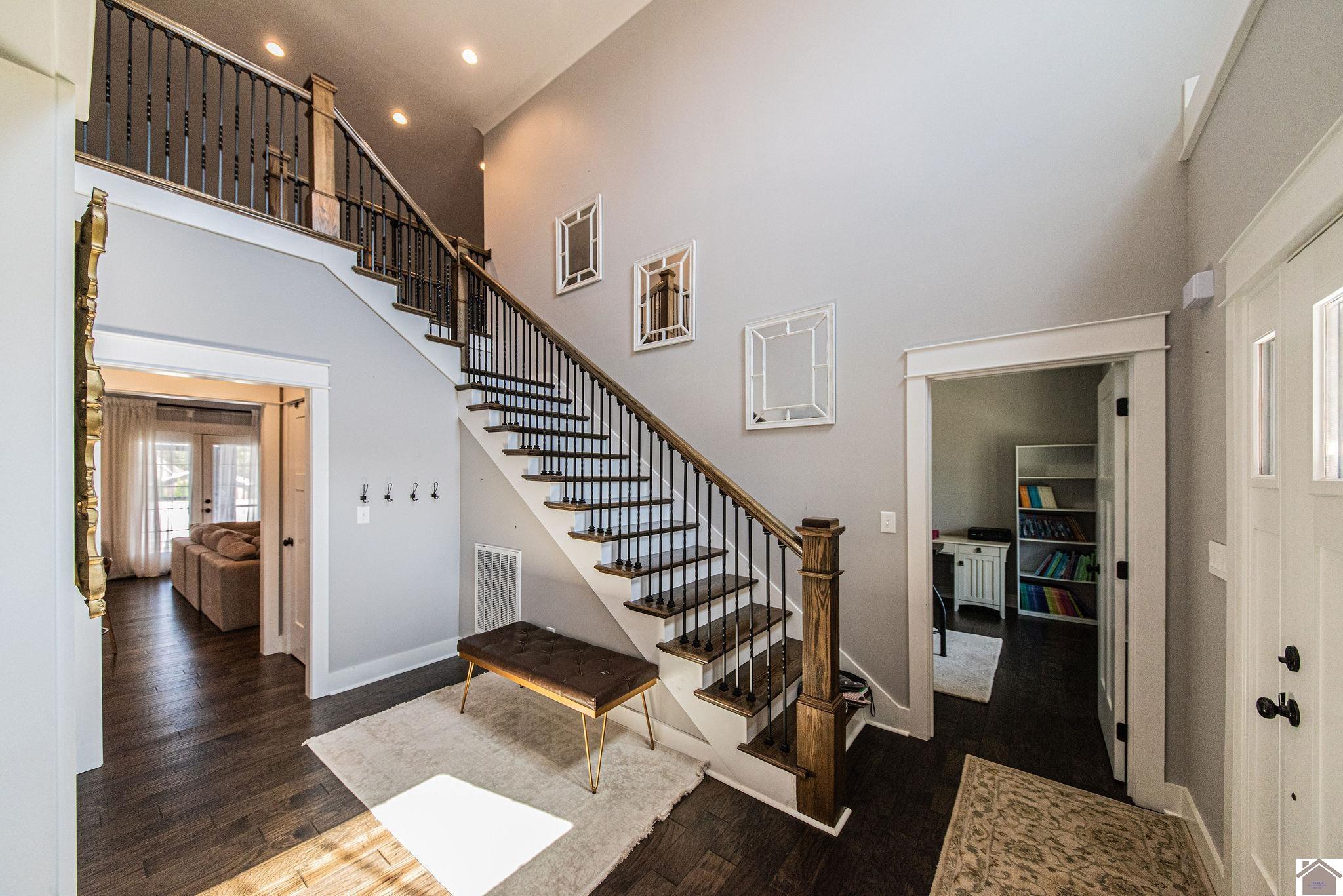 155 Christin Cove