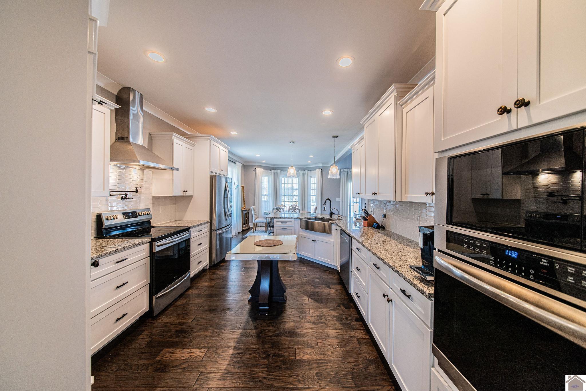 155 Christin Cove