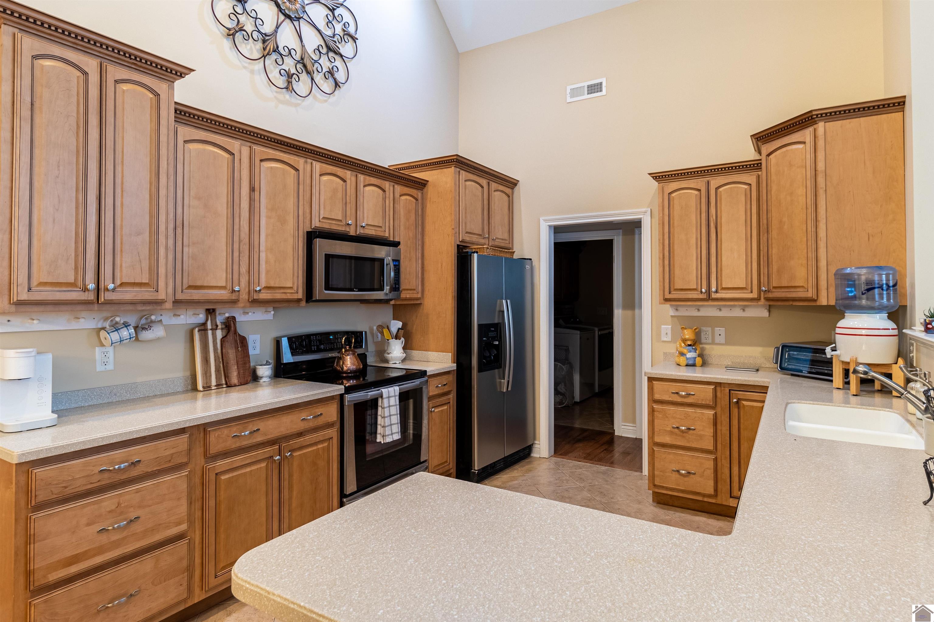 3278 Sandpiper Circle
