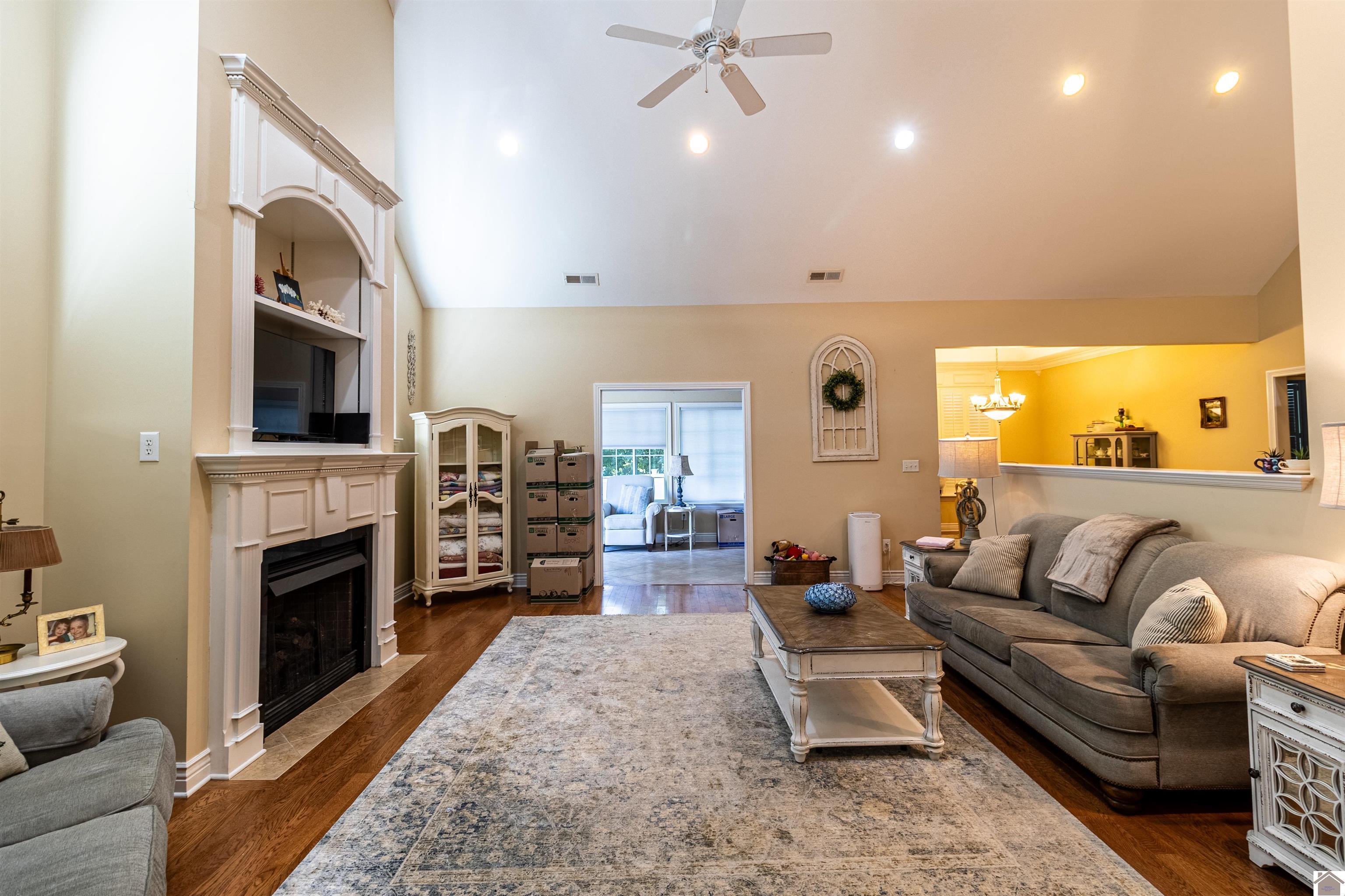 3278 Sandpiper Circle