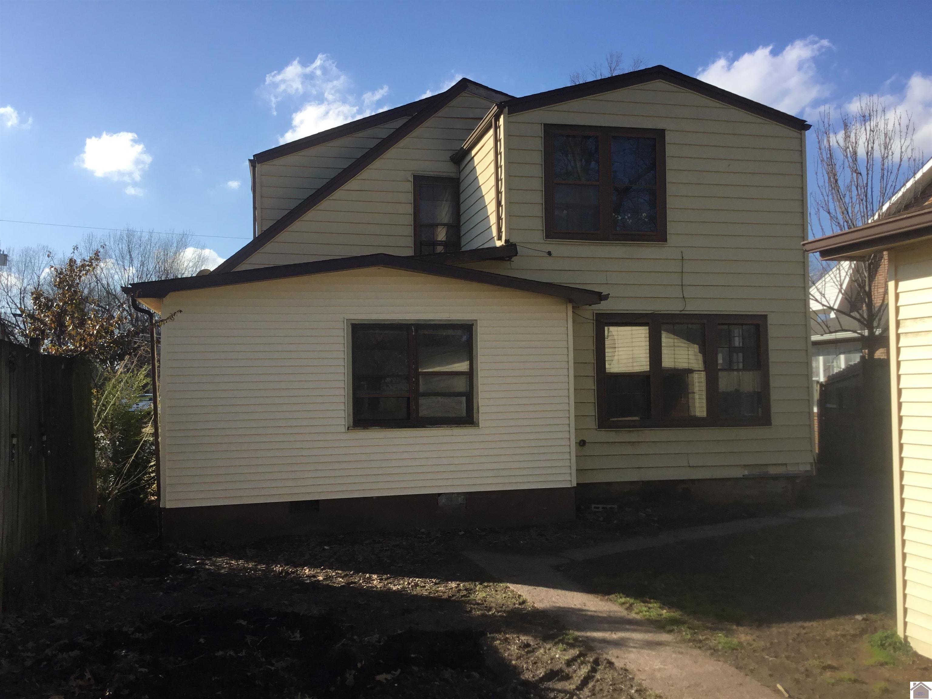 716 N 25th