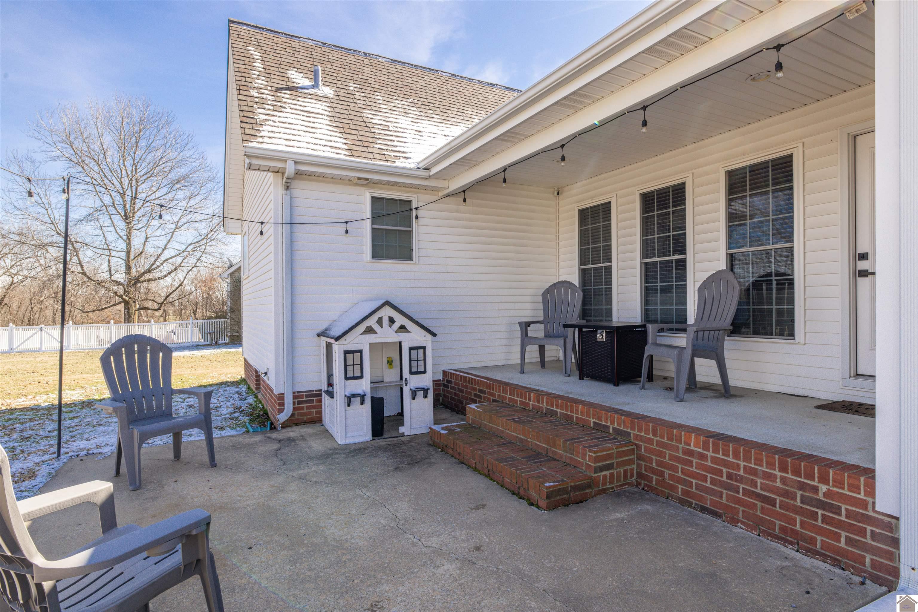 135 Erin Ln