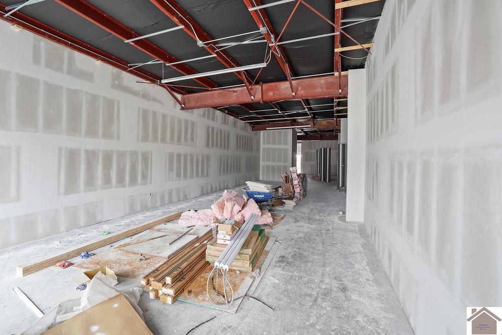 723 E Broadway Unit: Unit B