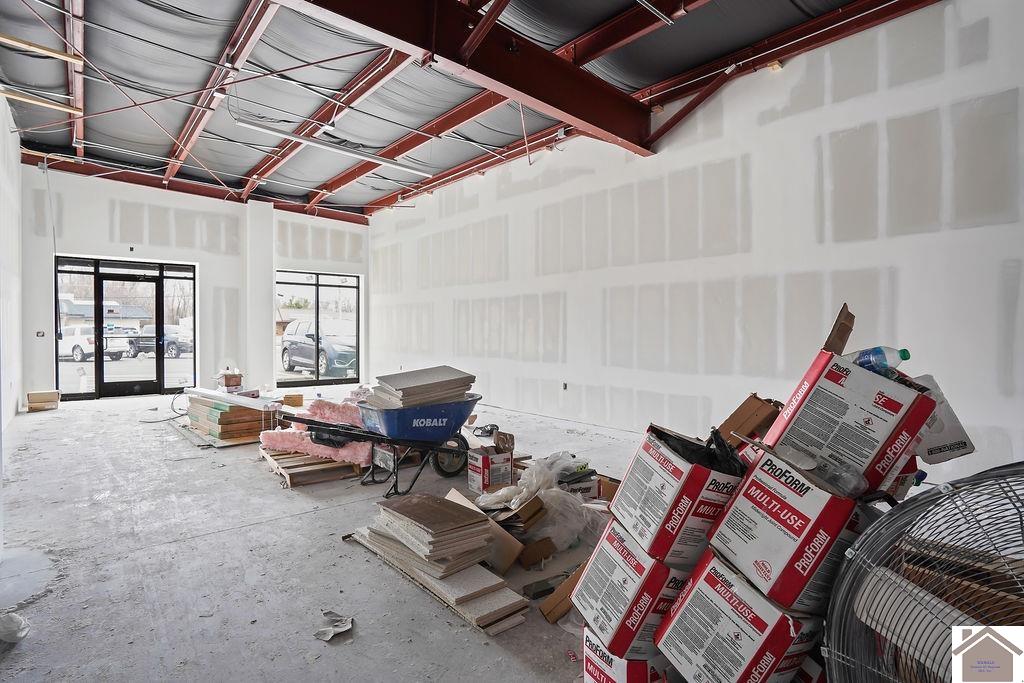 723 E Broadway Unit: Unit B