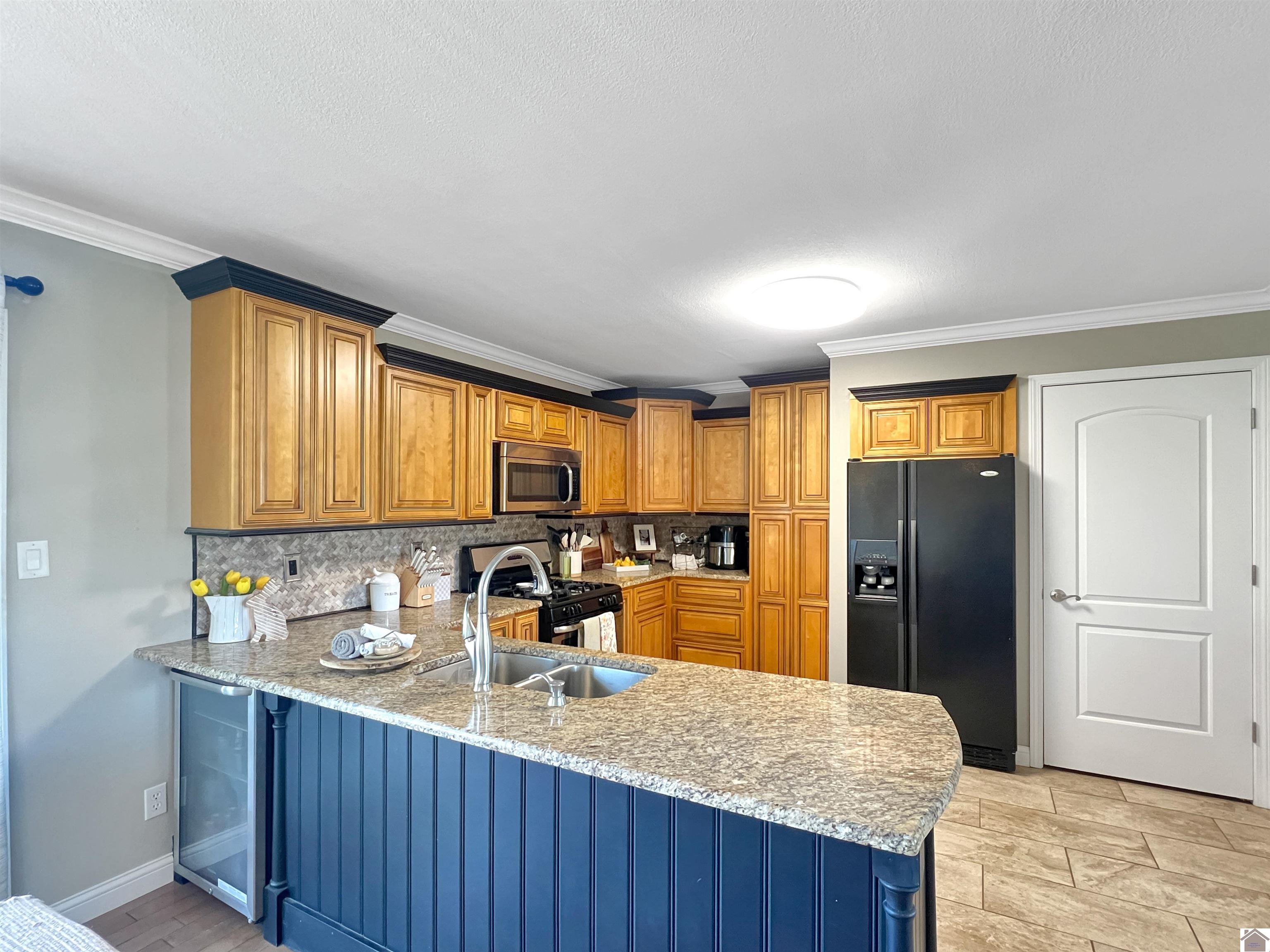 51 Shadetree Ln