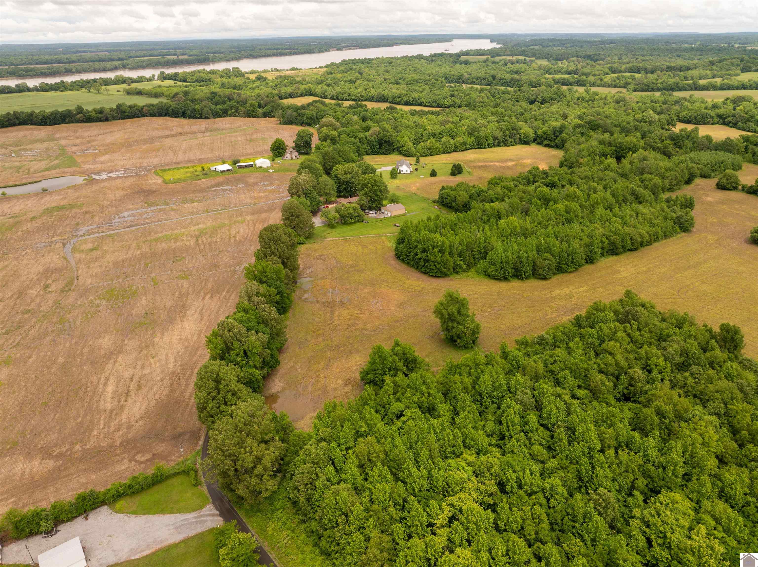 000 Gillihan Unit: Lot 1