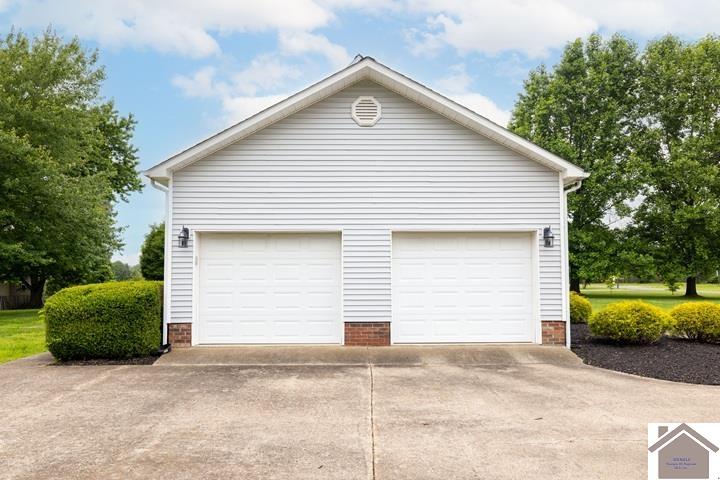83 Autumn Ridge