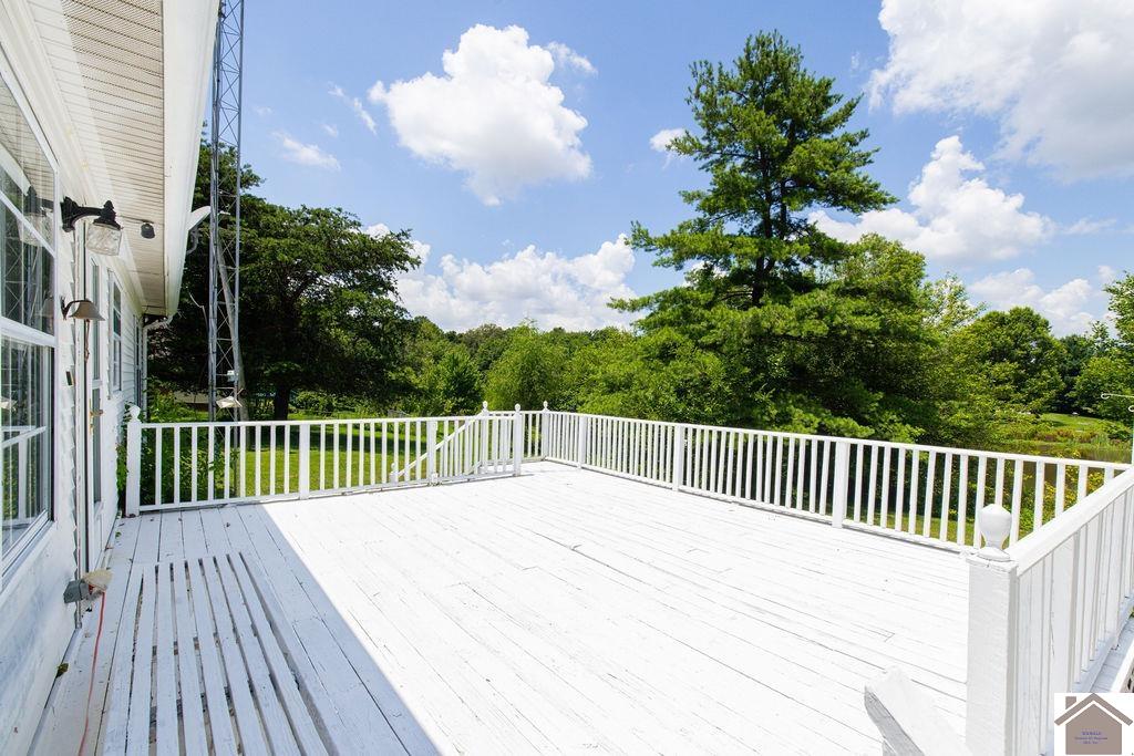 320 Fieldcrest Drive