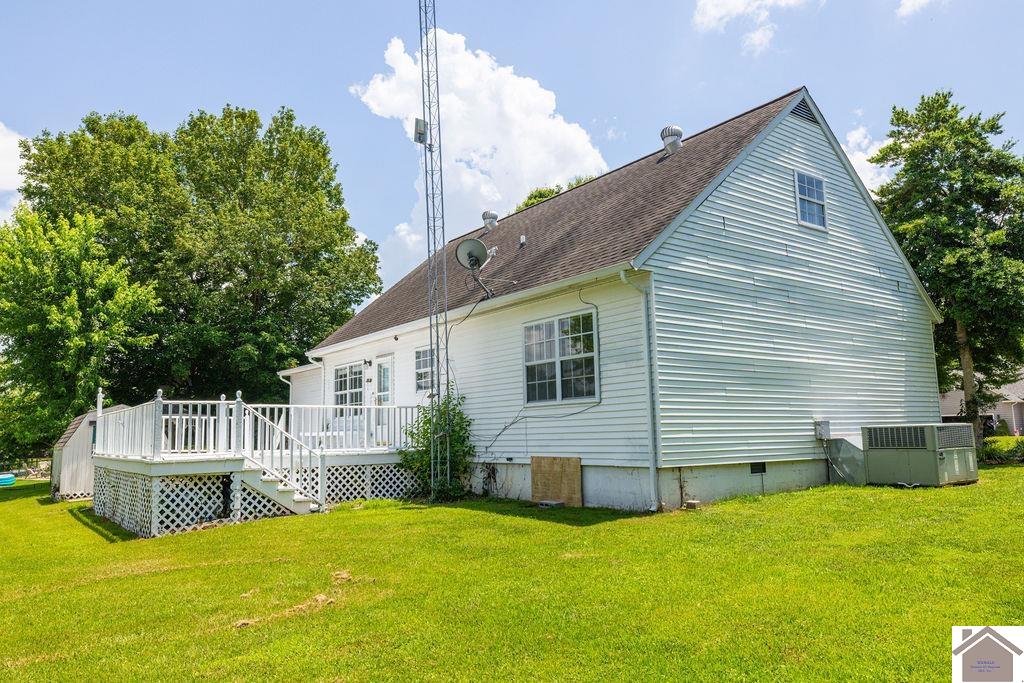 320 Fieldcrest Drive