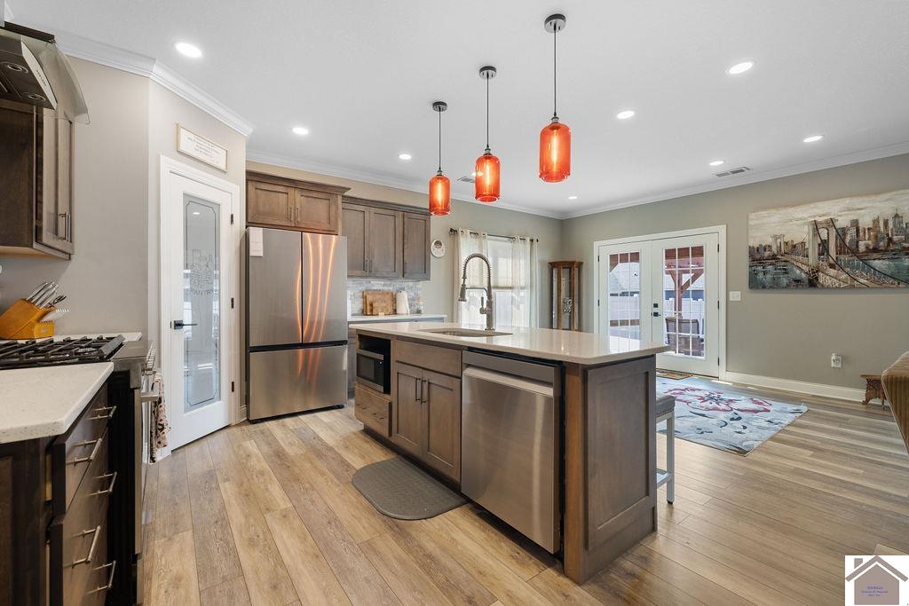 210 Hunters Ridge Drive