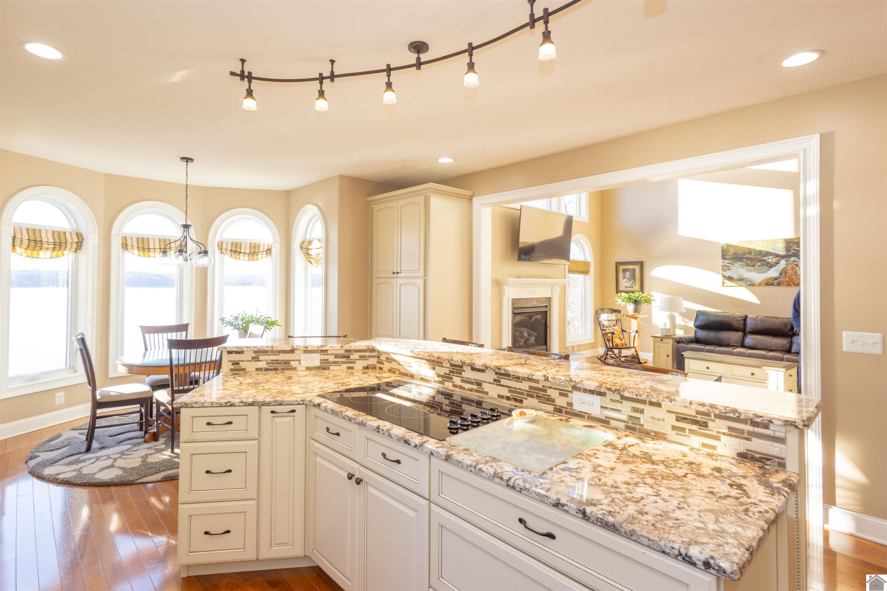 91 Channel Ridge Road