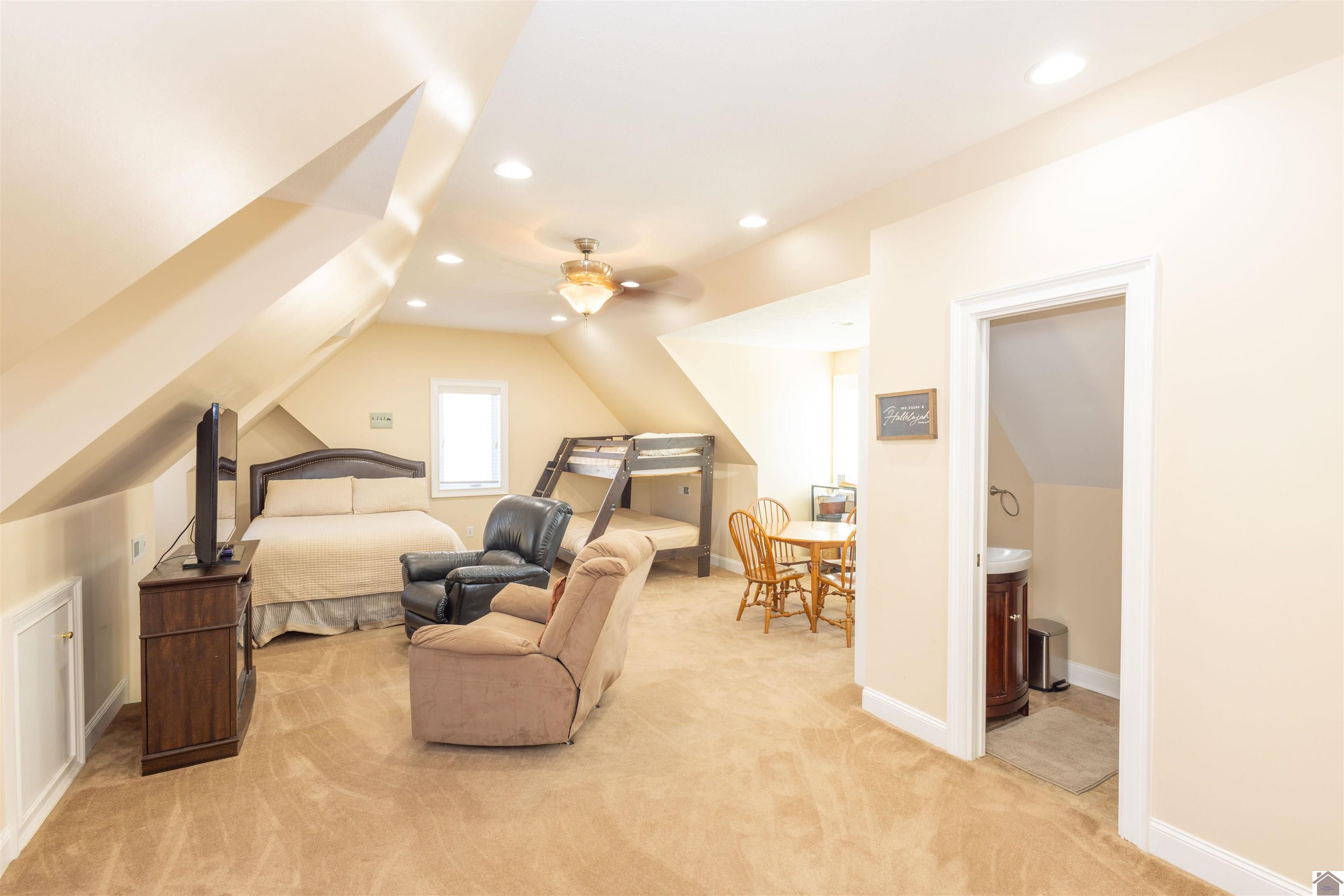 91 Channel Ridge Road