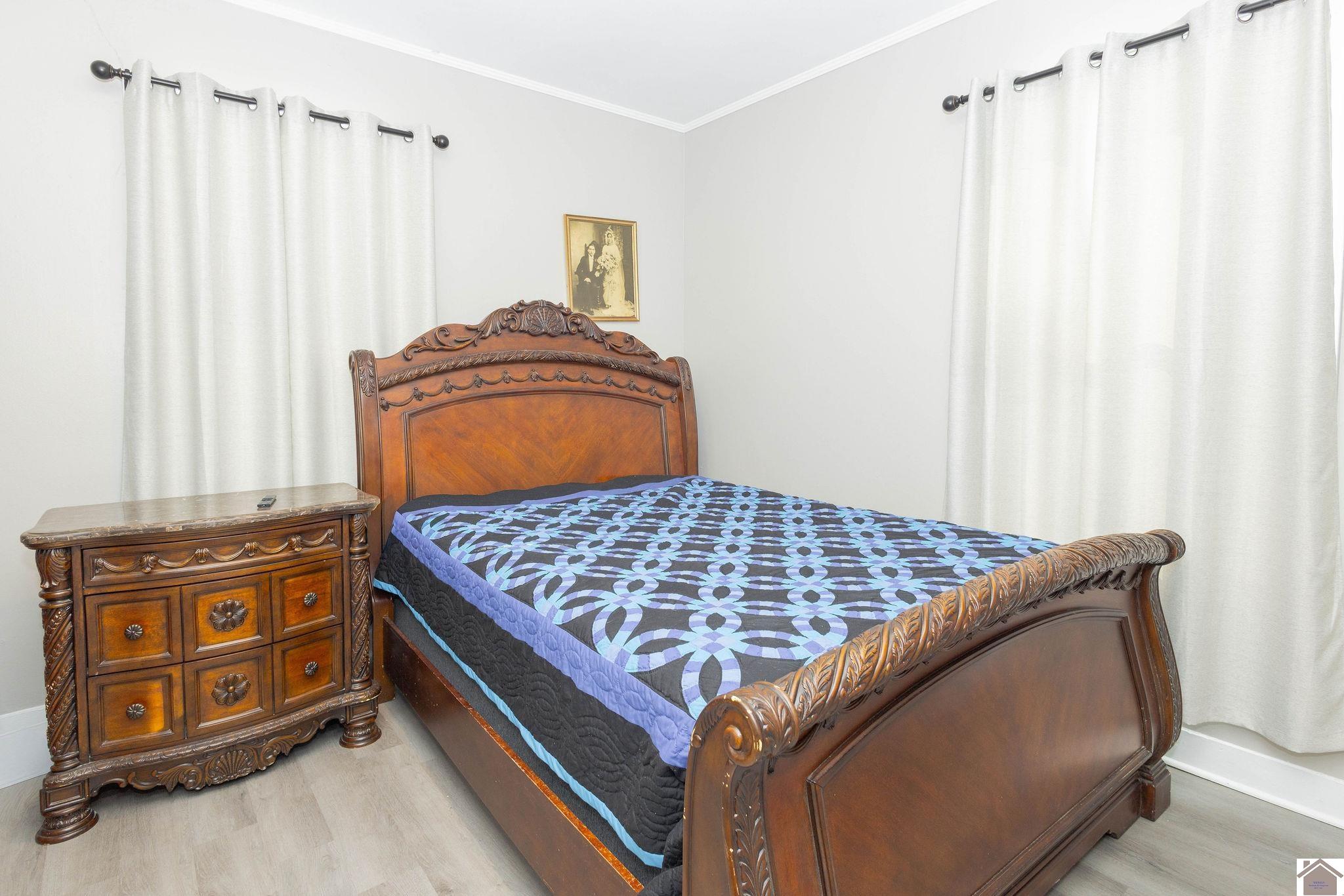 402 W Highland Drive