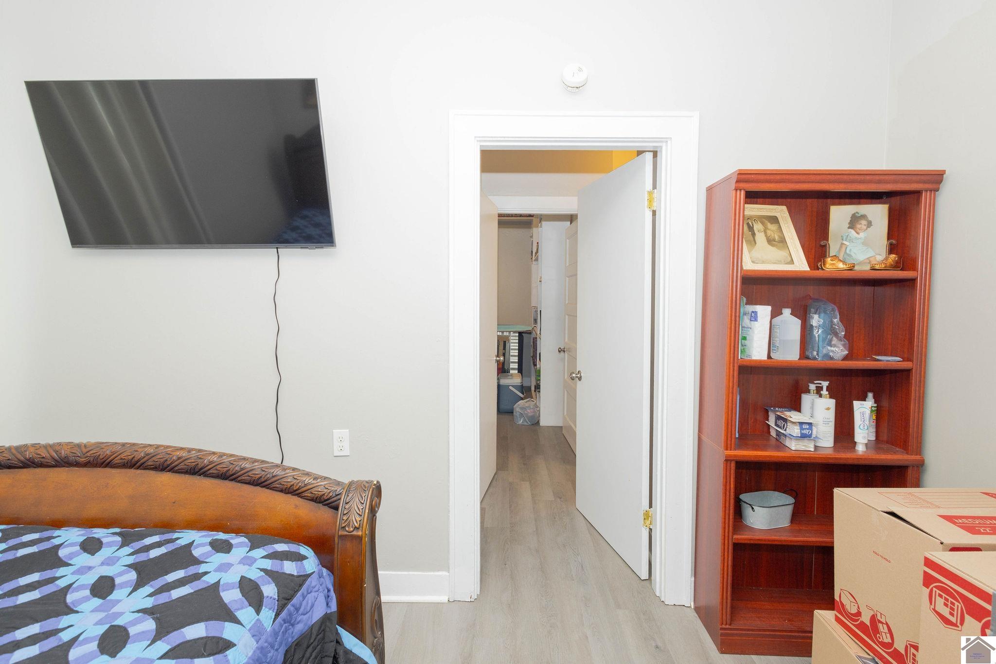 402 W Highland Drive