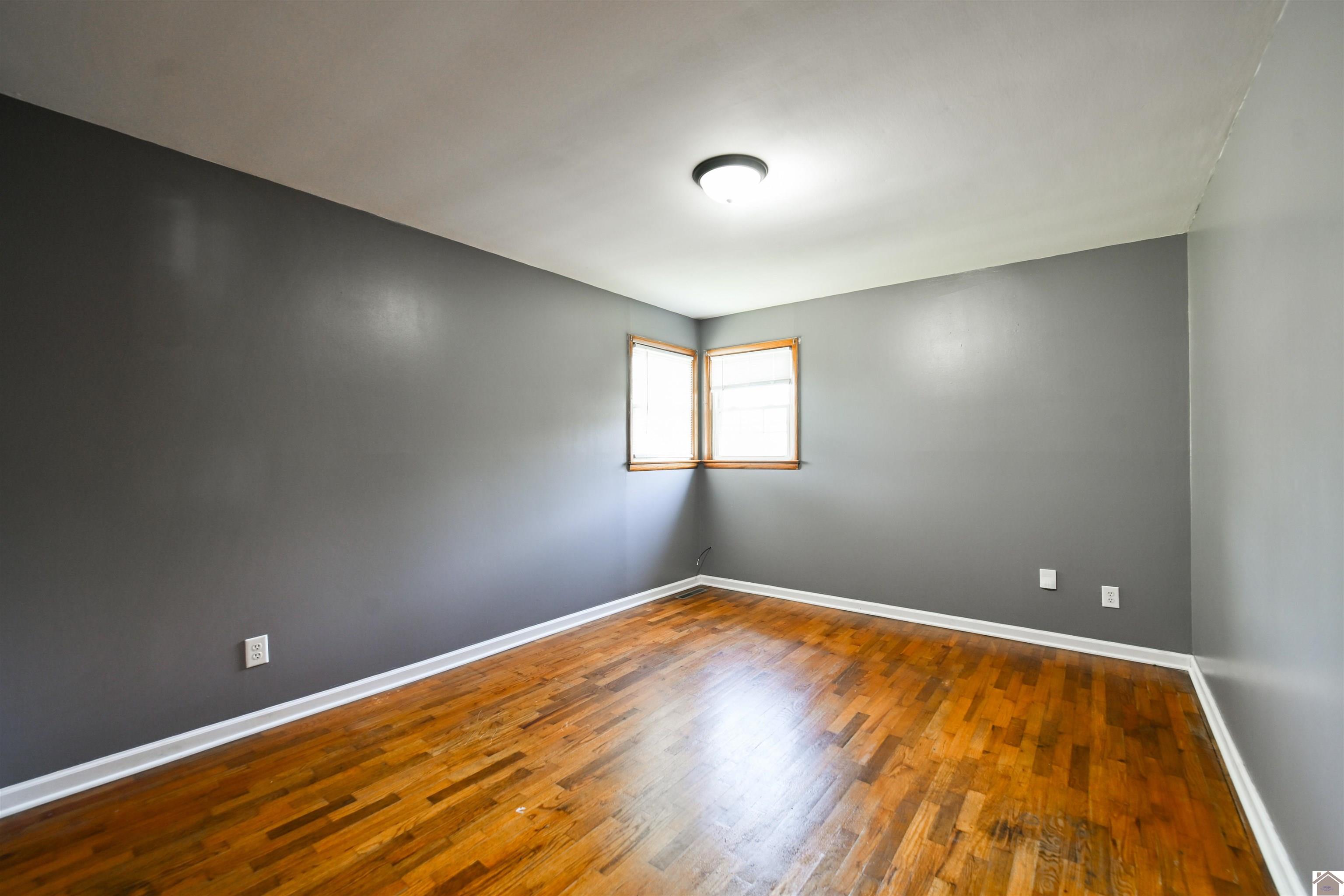 1103 S 12th Street
