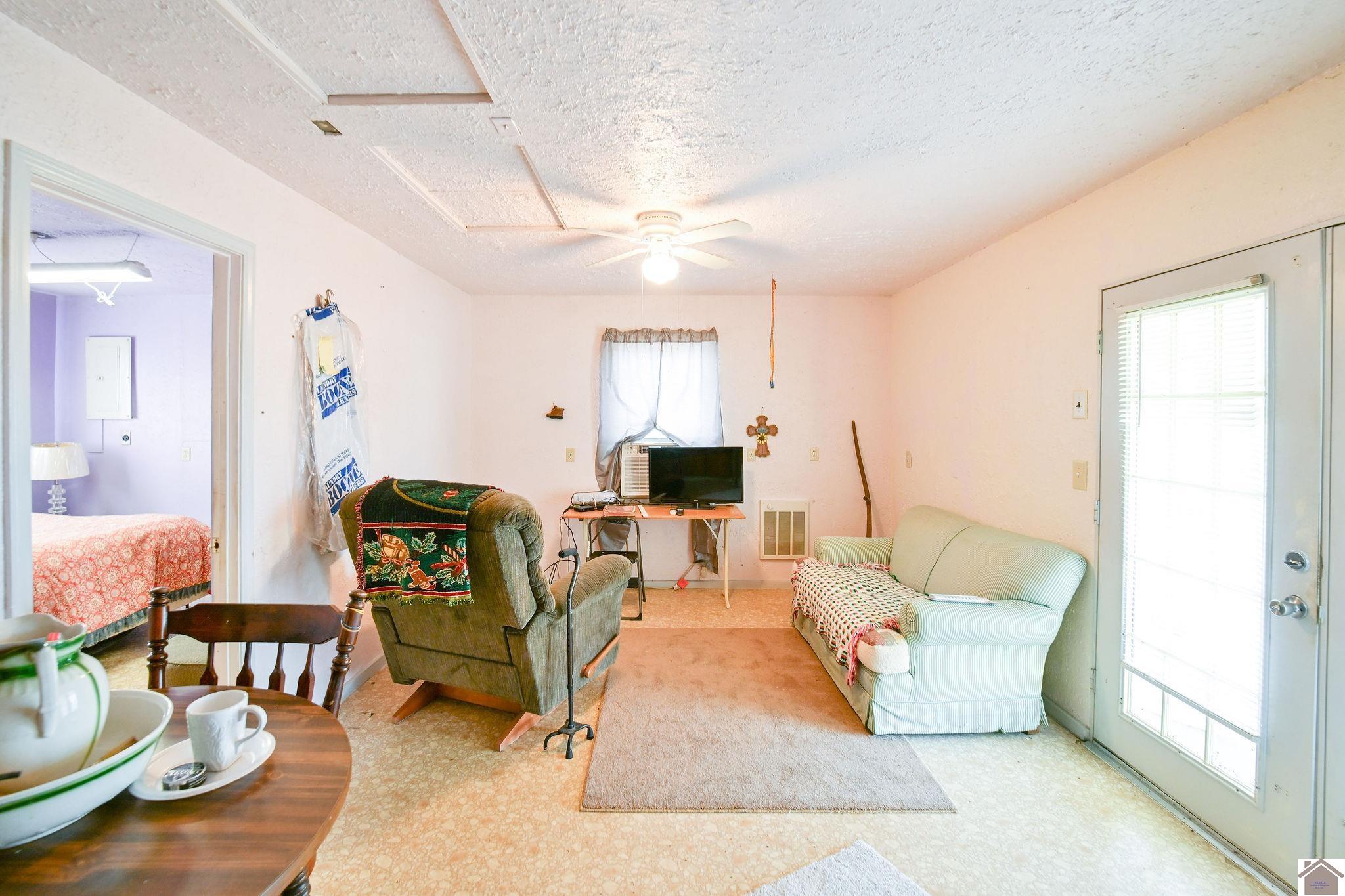 1119 Rowlett Trail