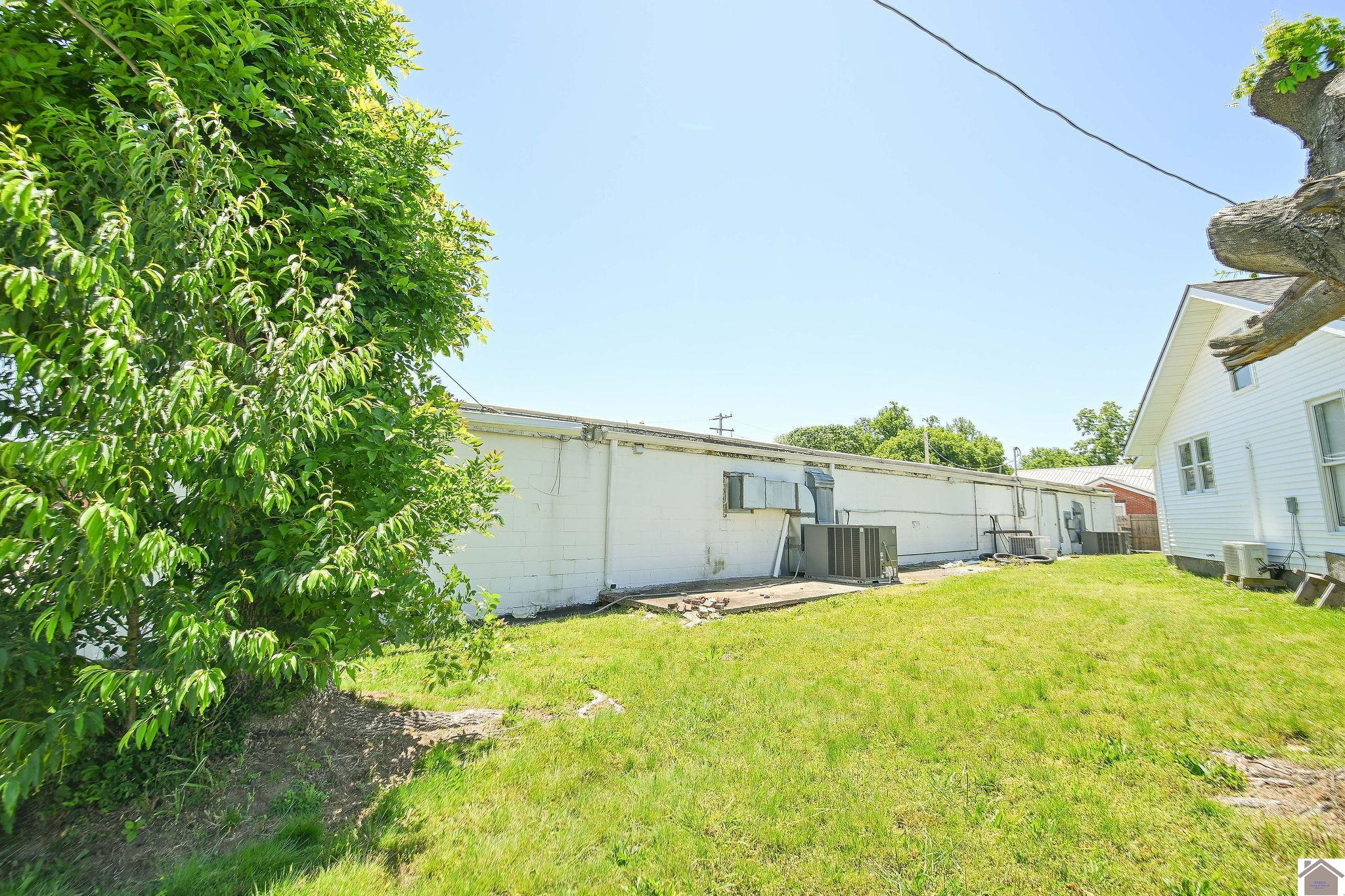 620 East Broadway