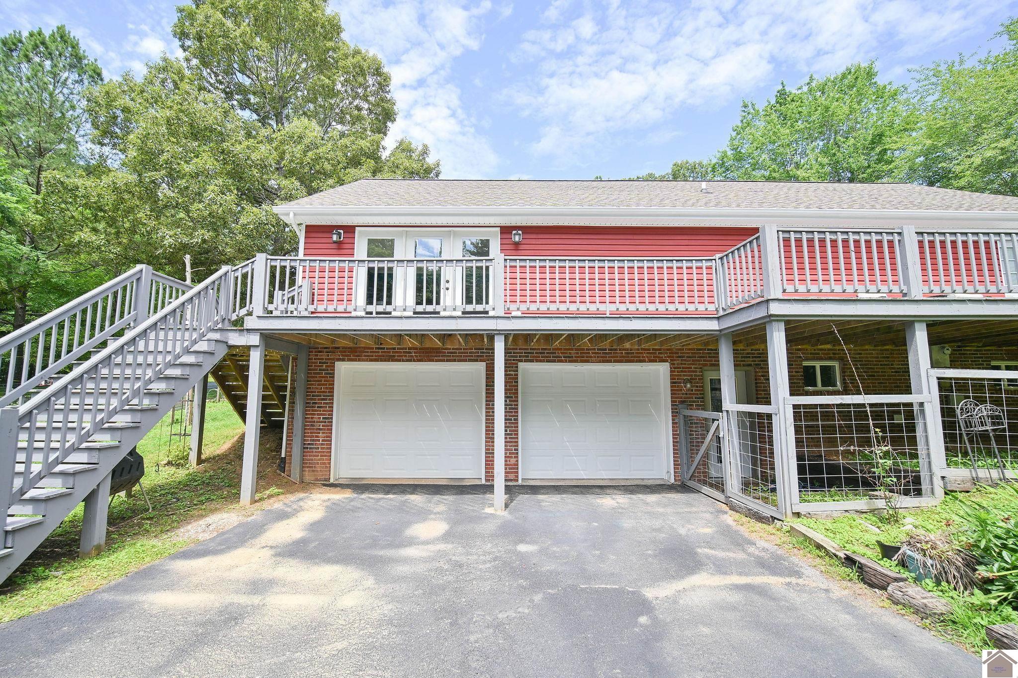 2050 Clarkline Road