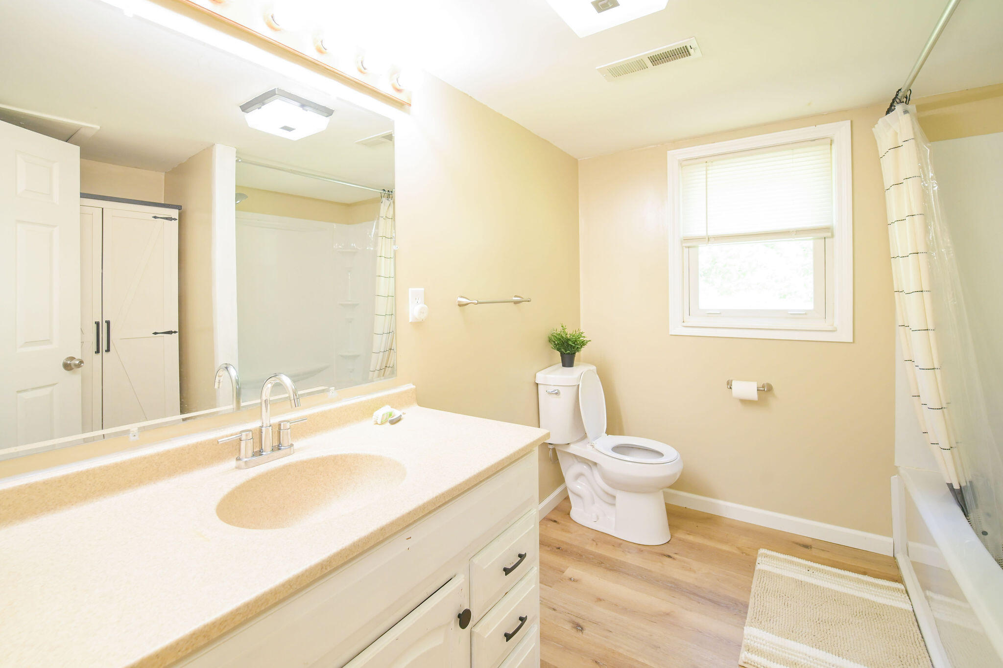 878 Oak Level Elva Road