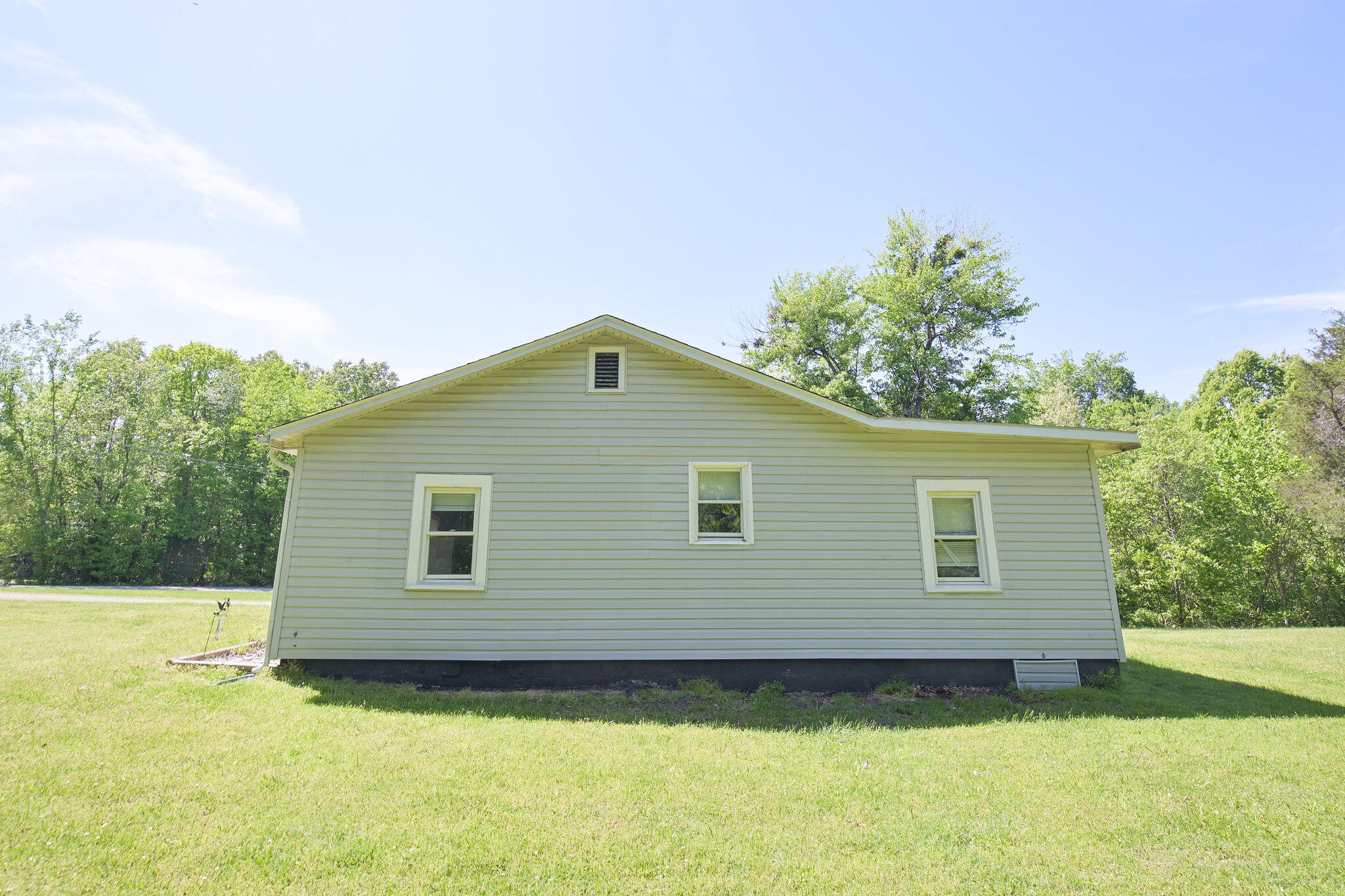 878 Oak Level Elva Road