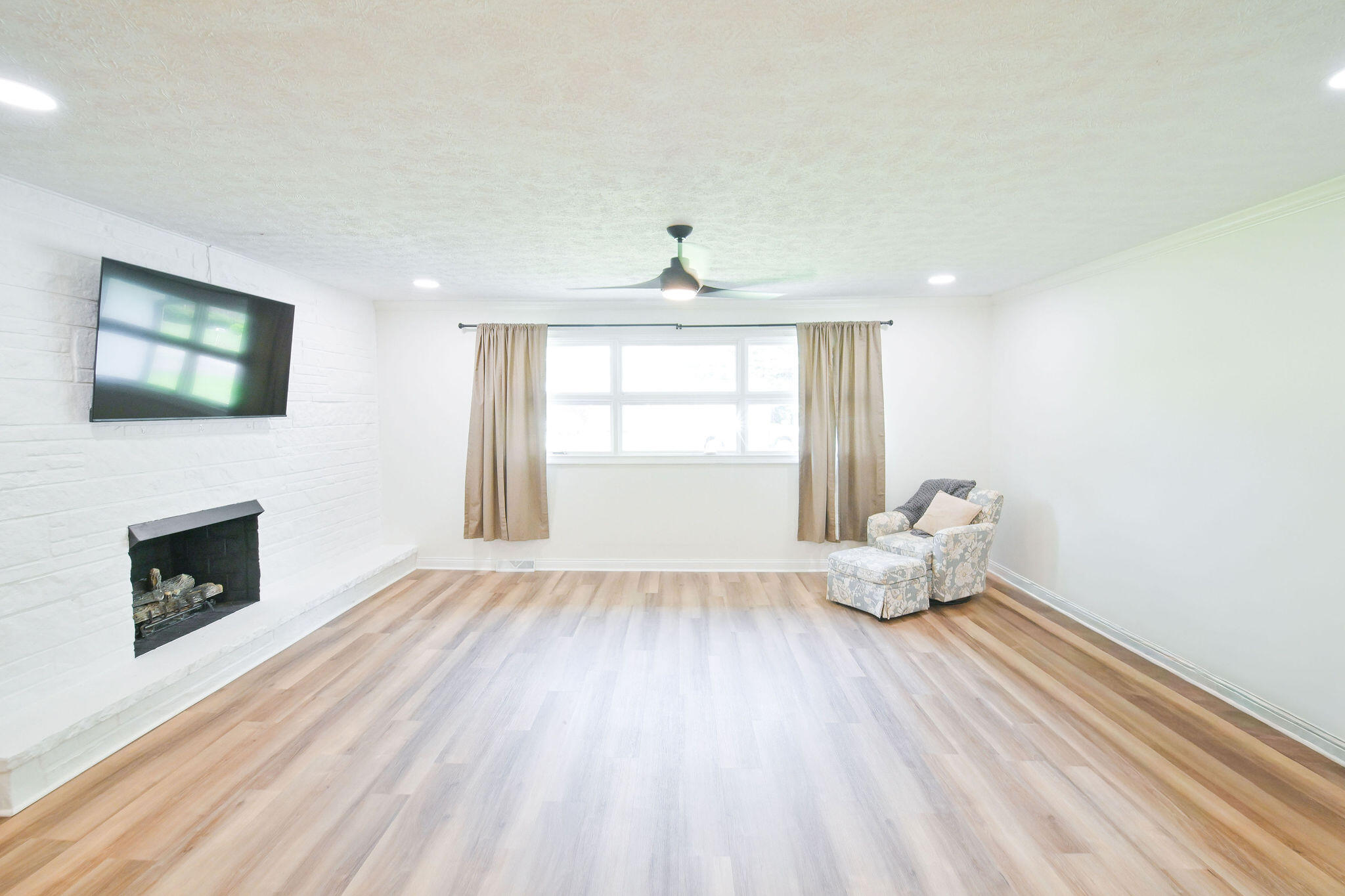 213 Fairlane Drive