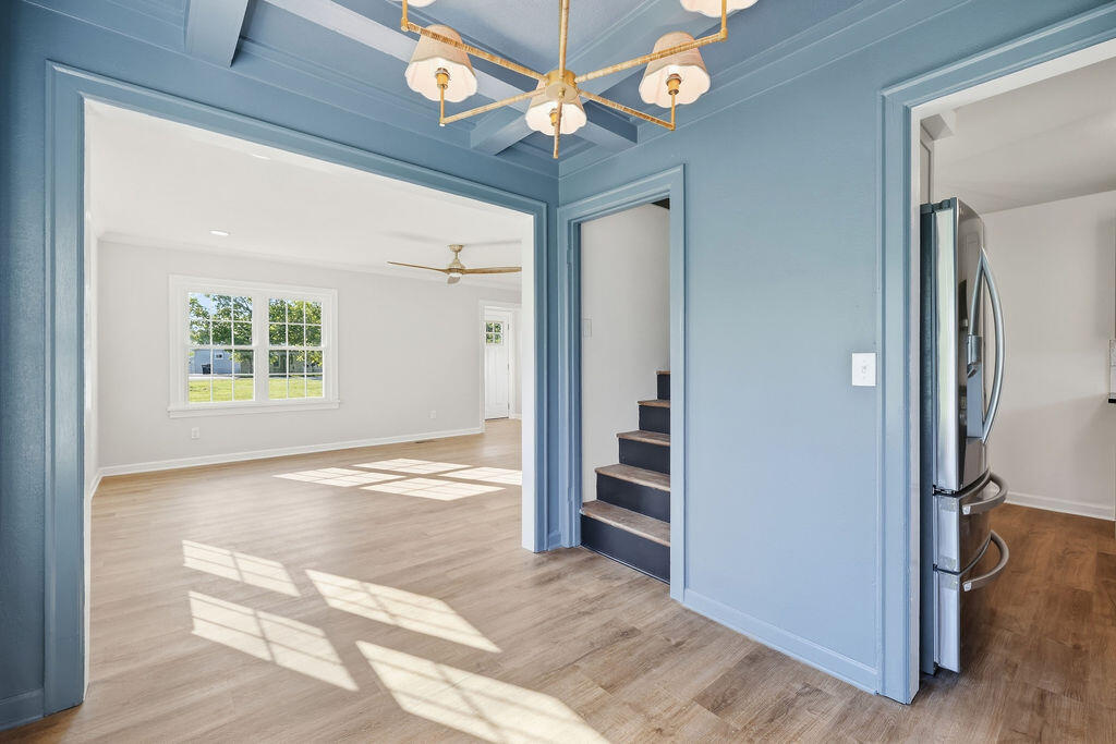 2220 Shawnee Lane
