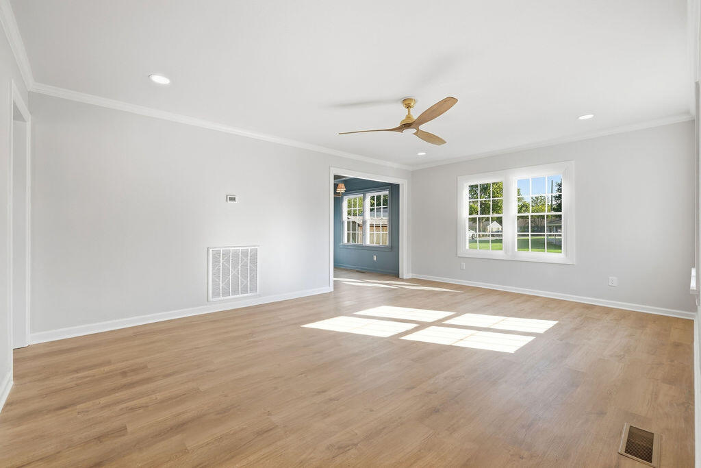 2220 Shawnee Lane