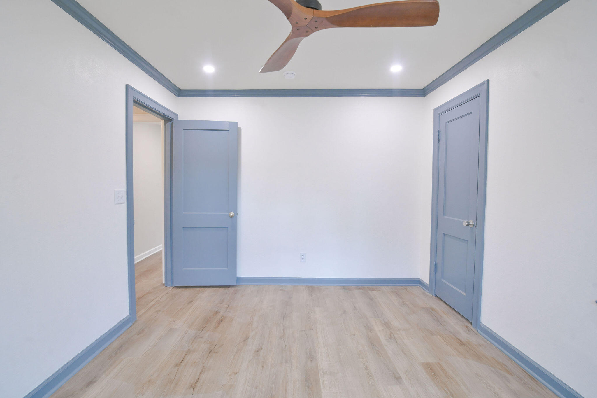 2220 Shawnee Lane