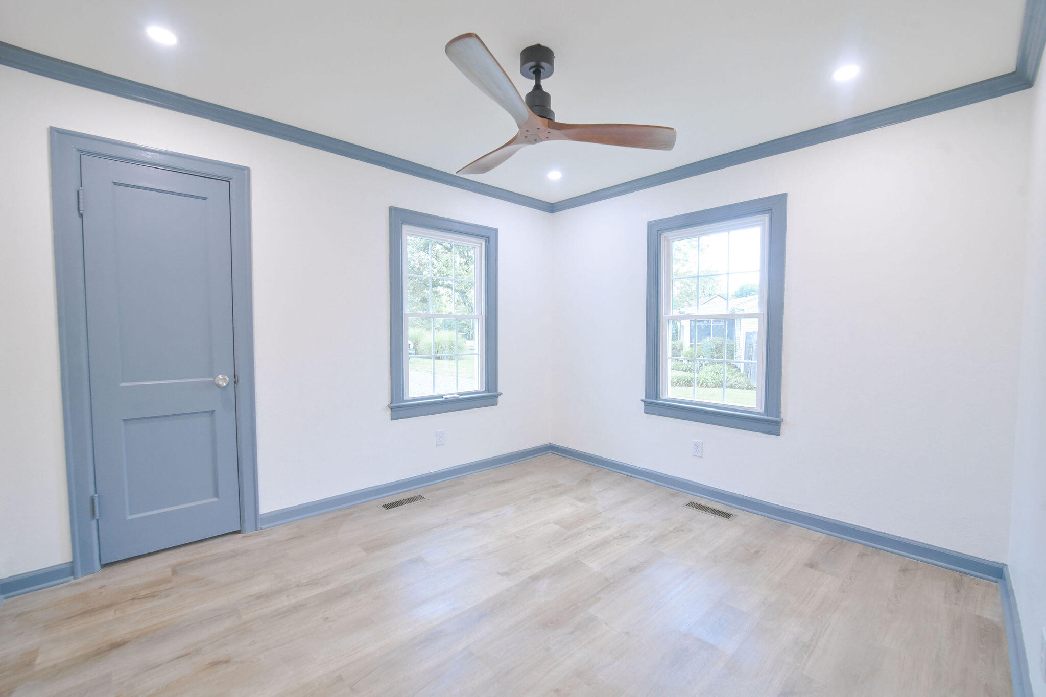2220 Shawnee Lane