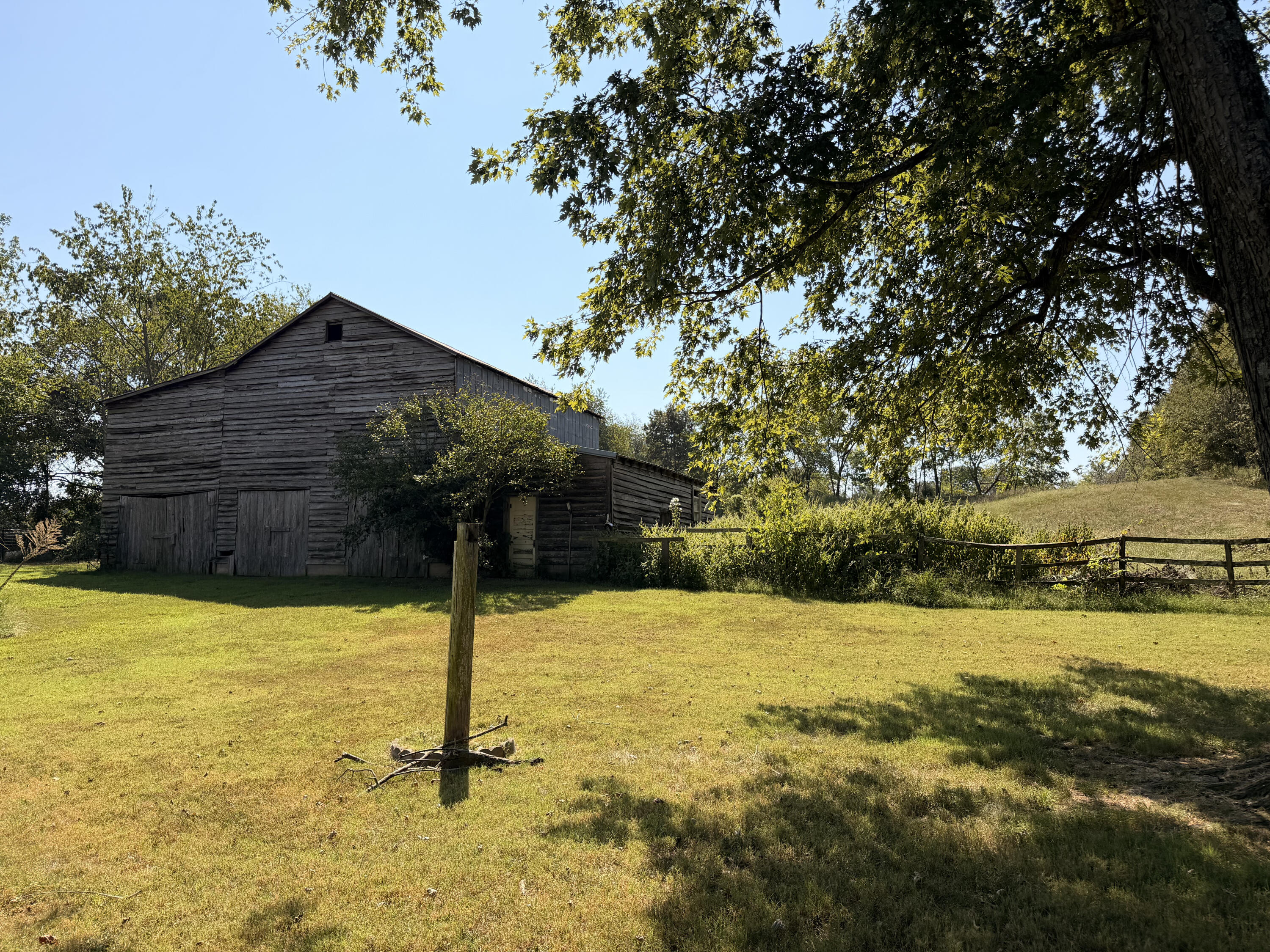 2004 Wingo Road