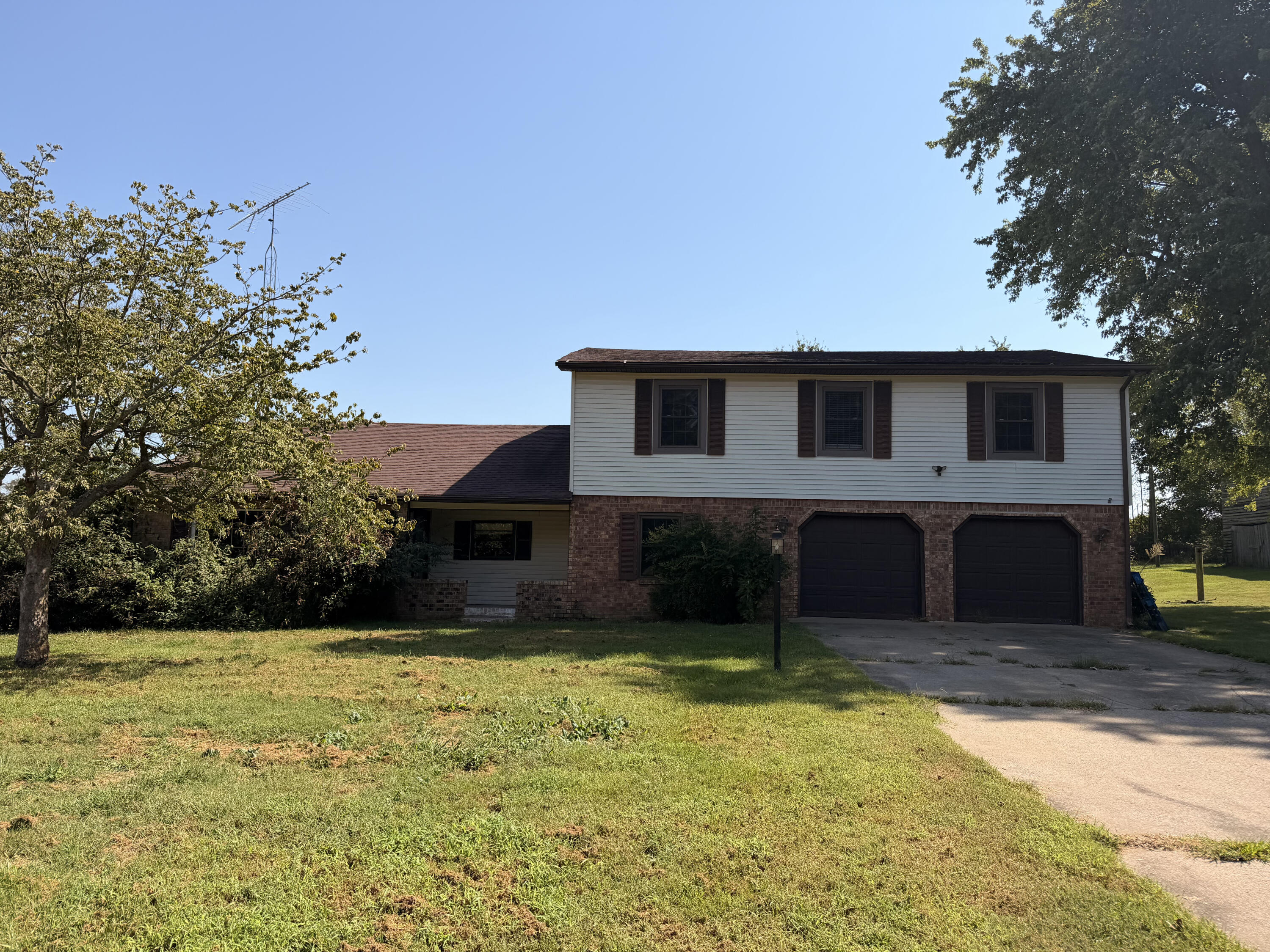 2004 Wingo Road