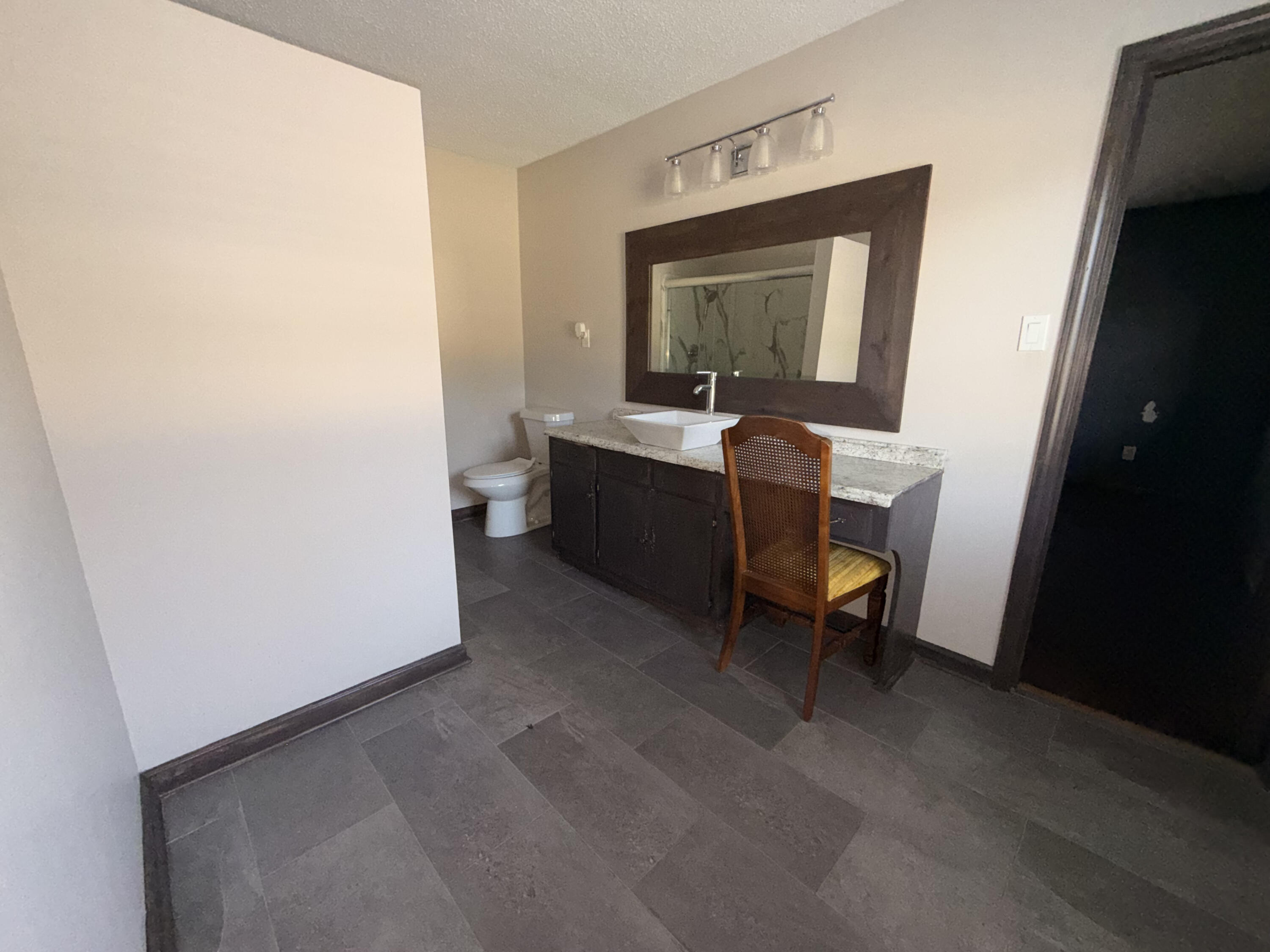 2004 Wingo Road
