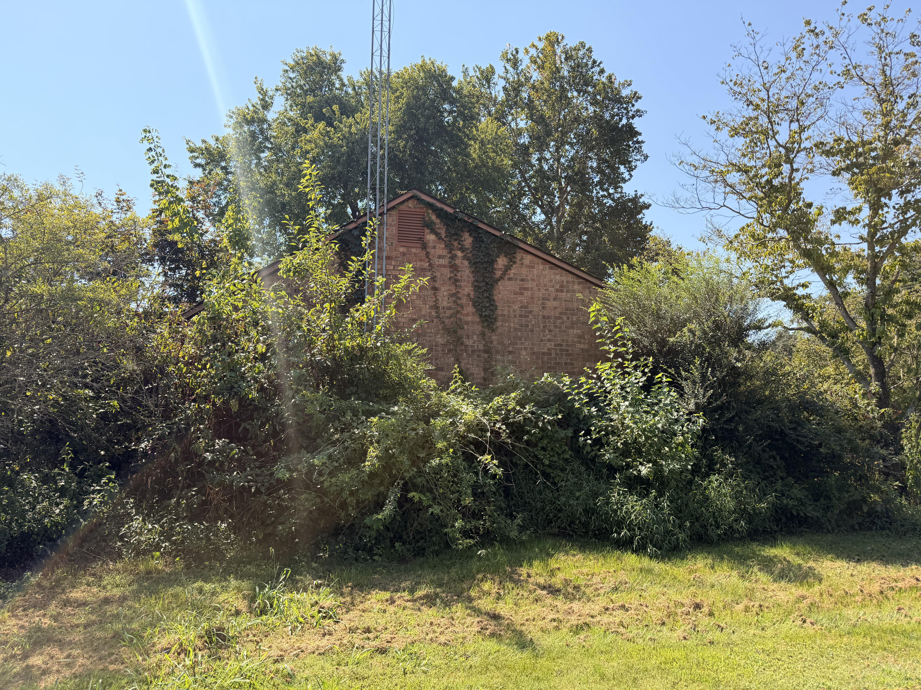 2004 Wingo Road