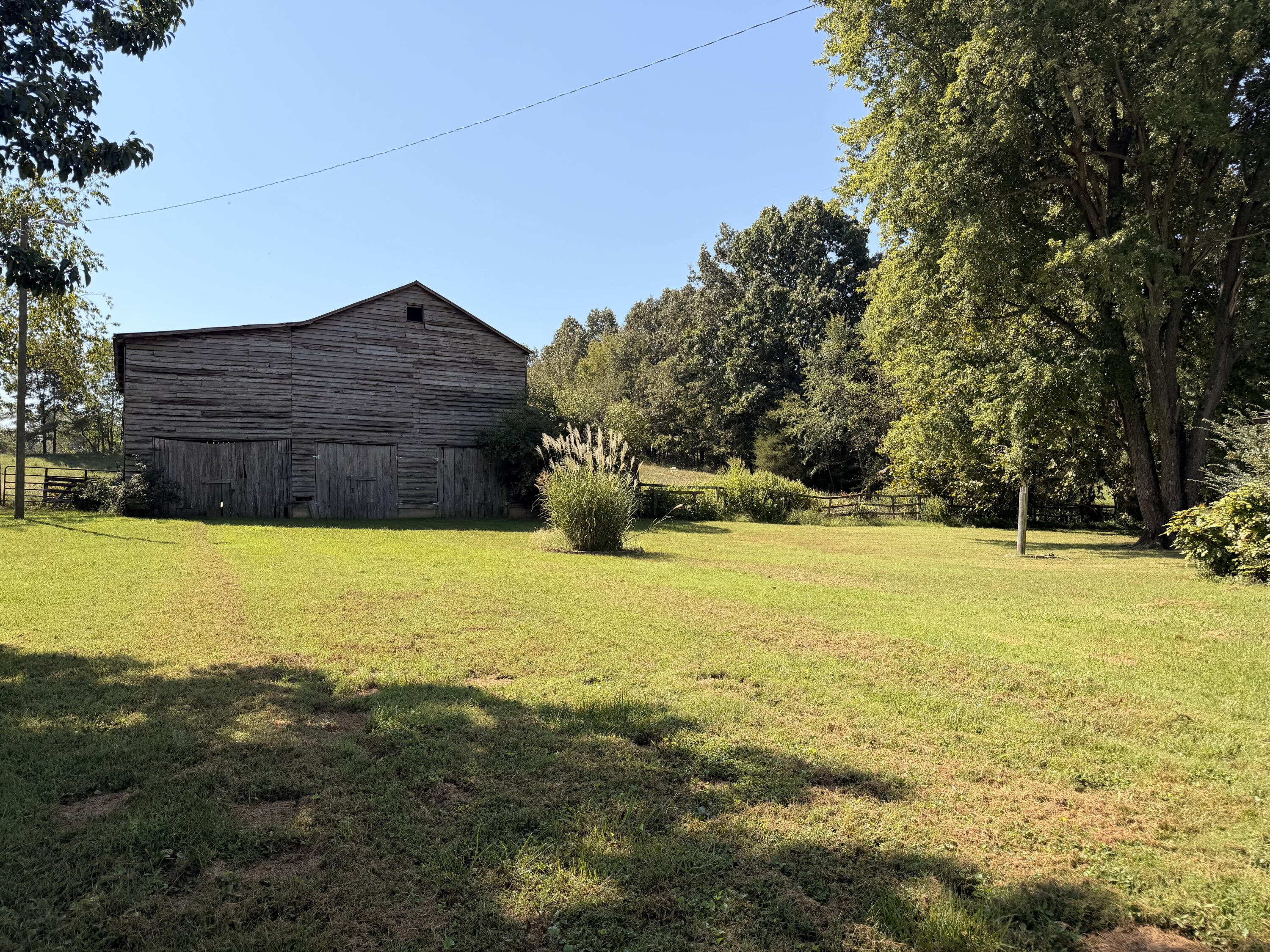 2004 Wingo Road