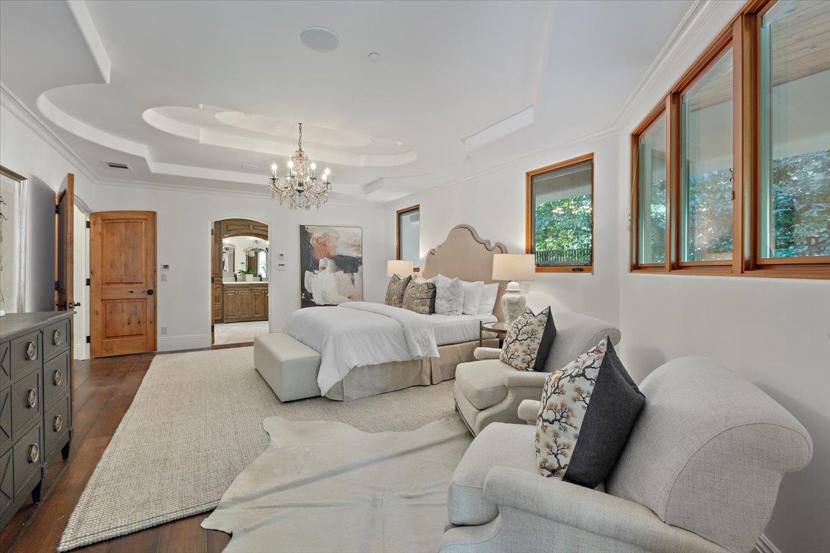360 Claire PL
