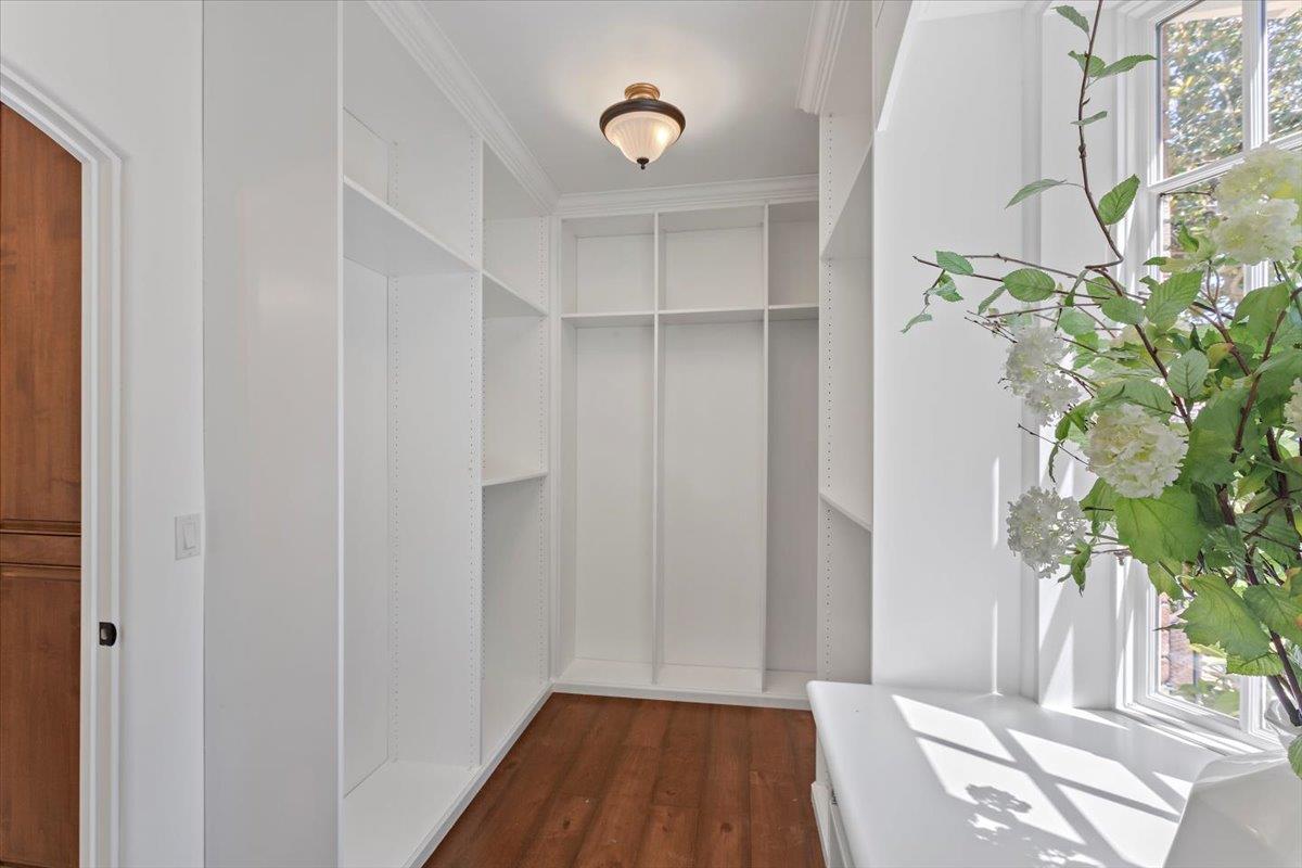 360 Claire PL