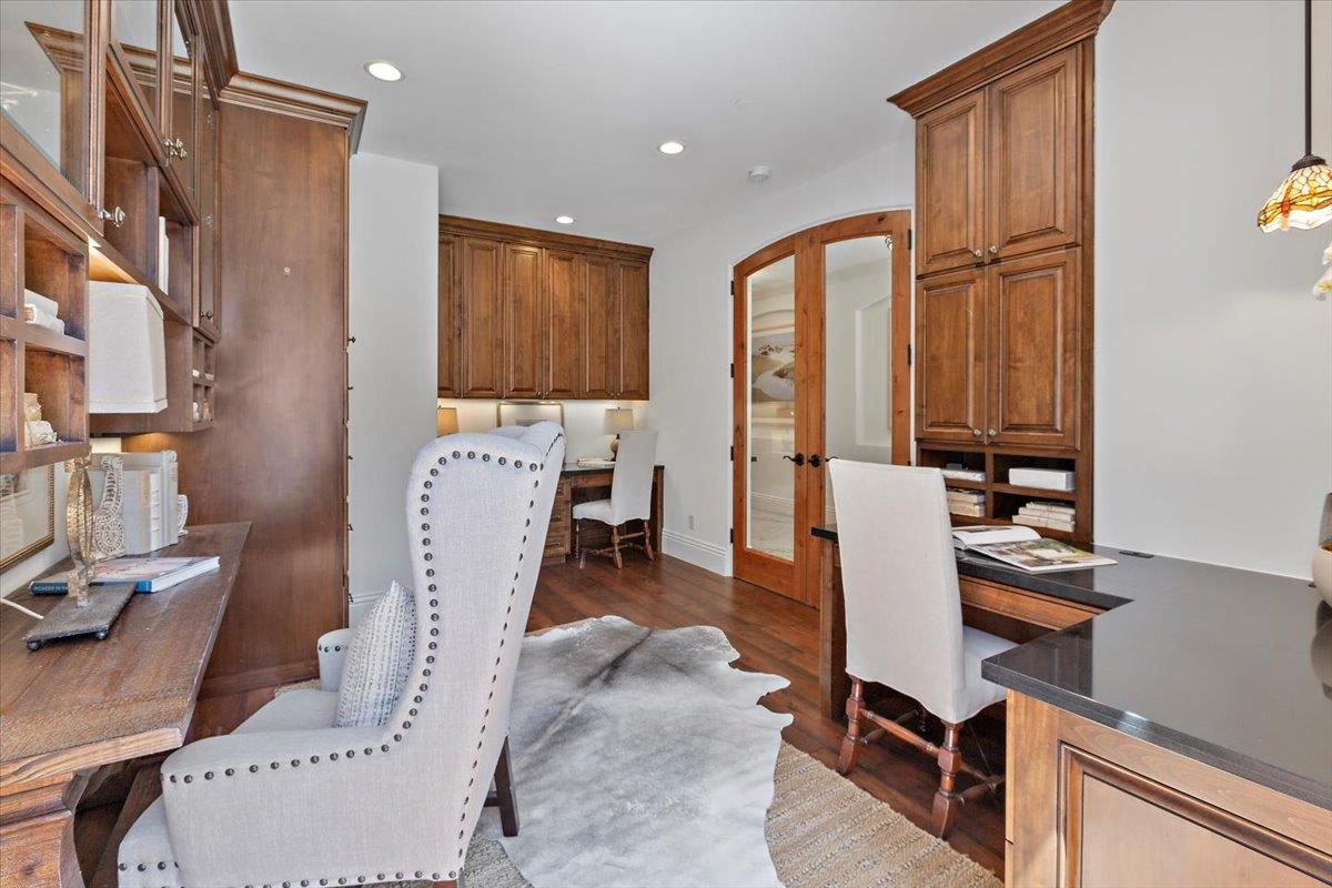 360 Claire PL