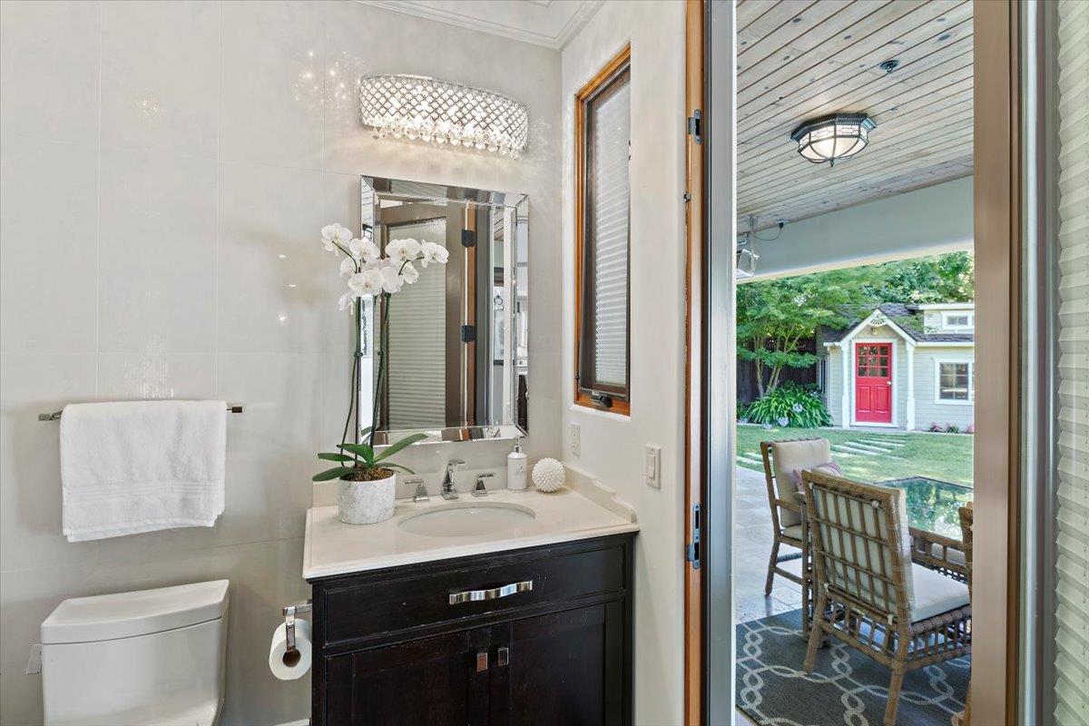 360 Claire PL