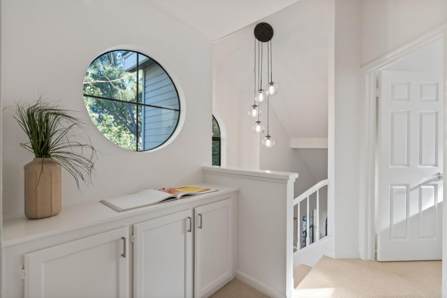 415 Mountain Laurel CT