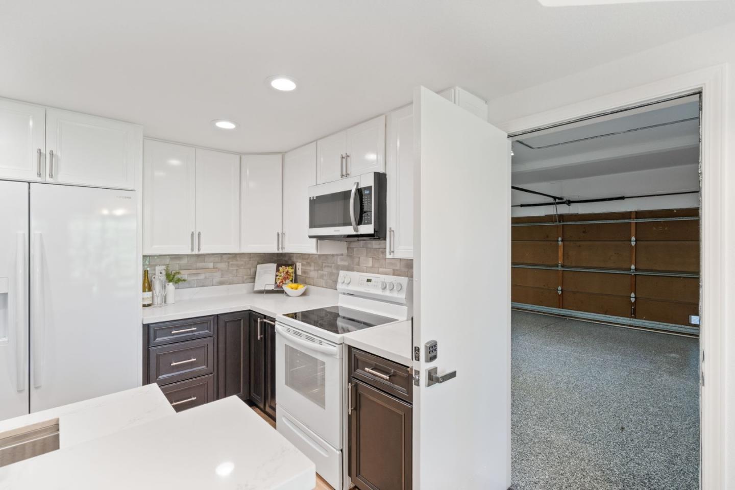 415 Mountain Laurel CT