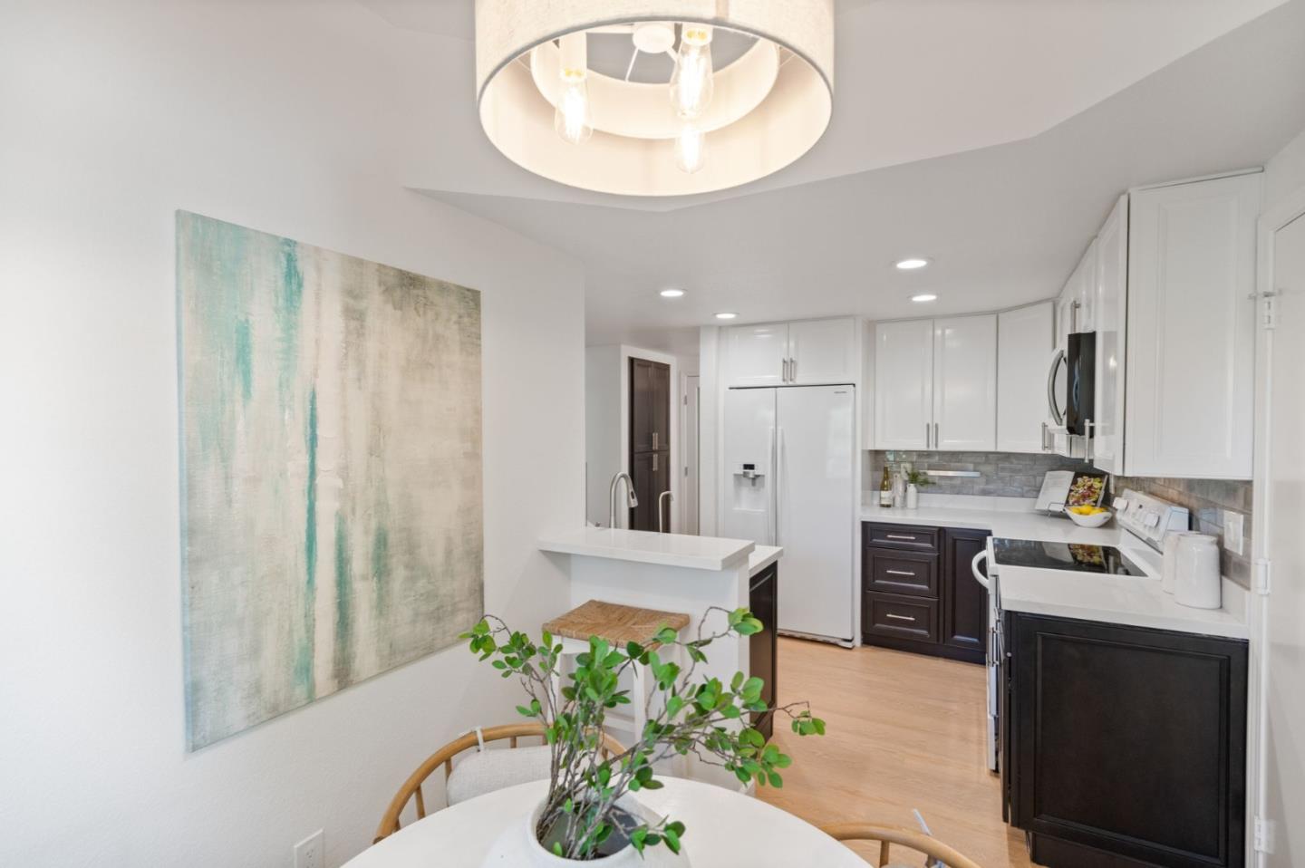 415 Mountain Laurel CT