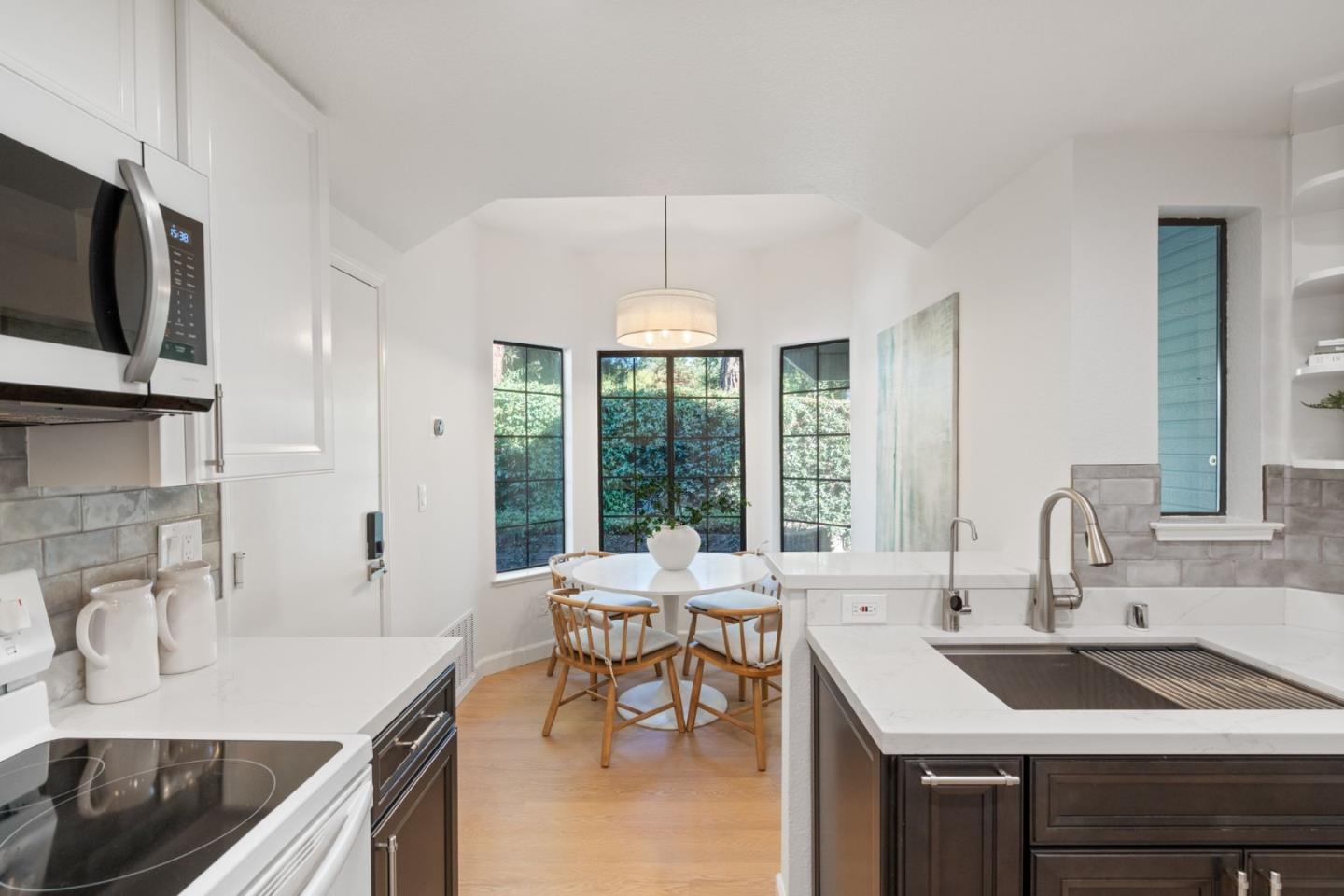 415 Mountain Laurel CT