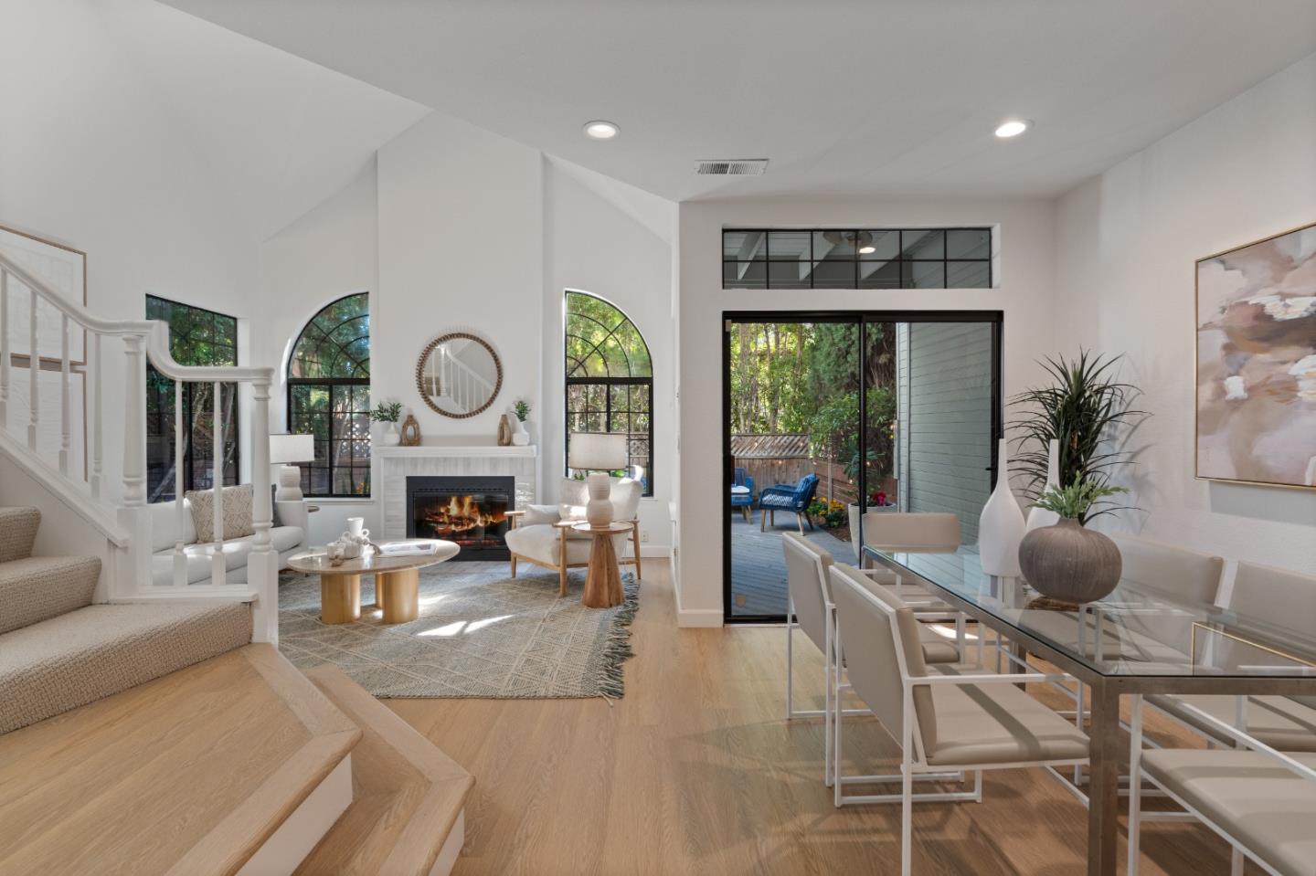 415 Mountain Laurel CT