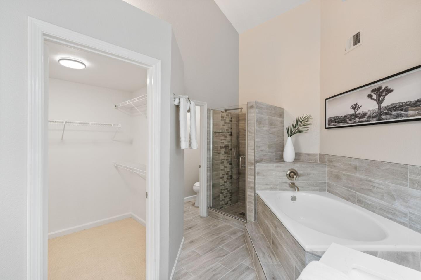 415 Mountain Laurel CT