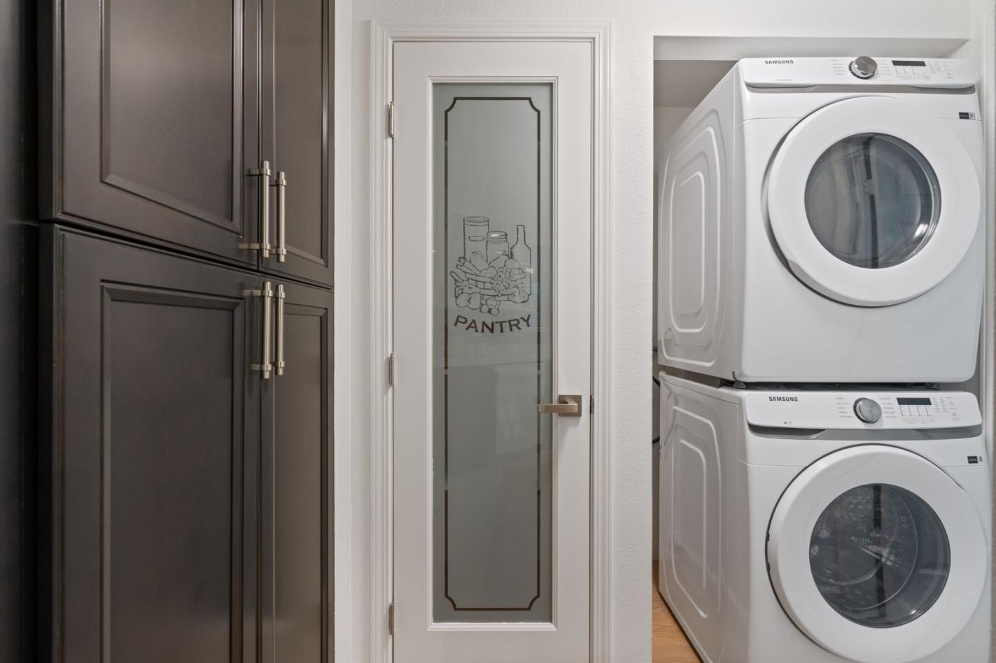 415 Mountain Laurel CT