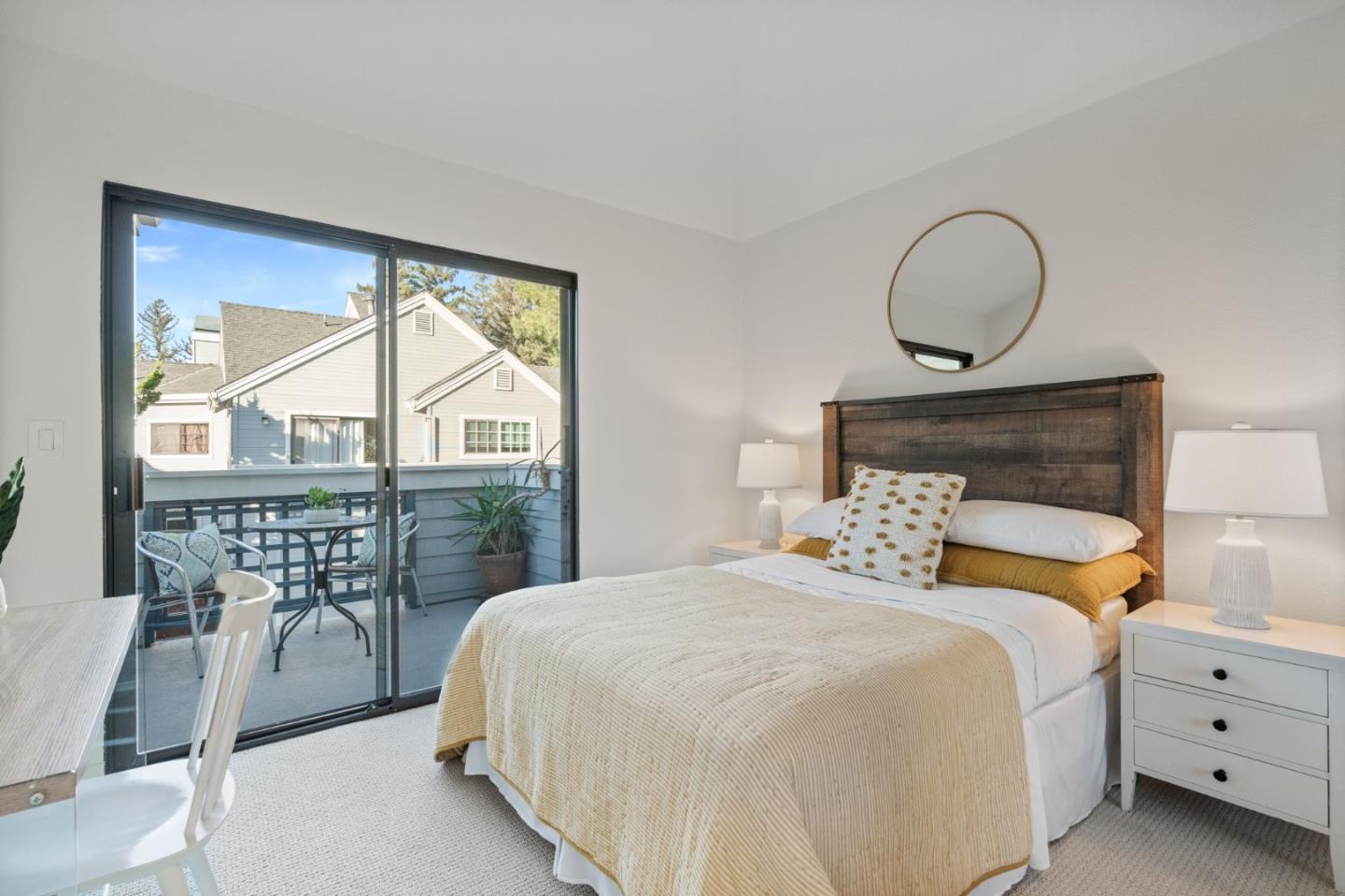 415 Mountain Laurel CT