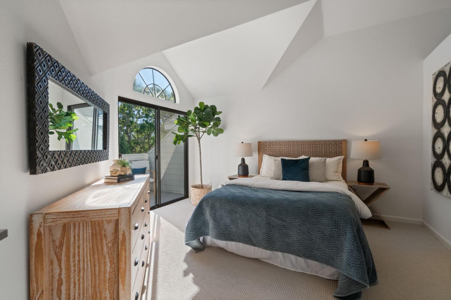 415 Mountain Laurel CT